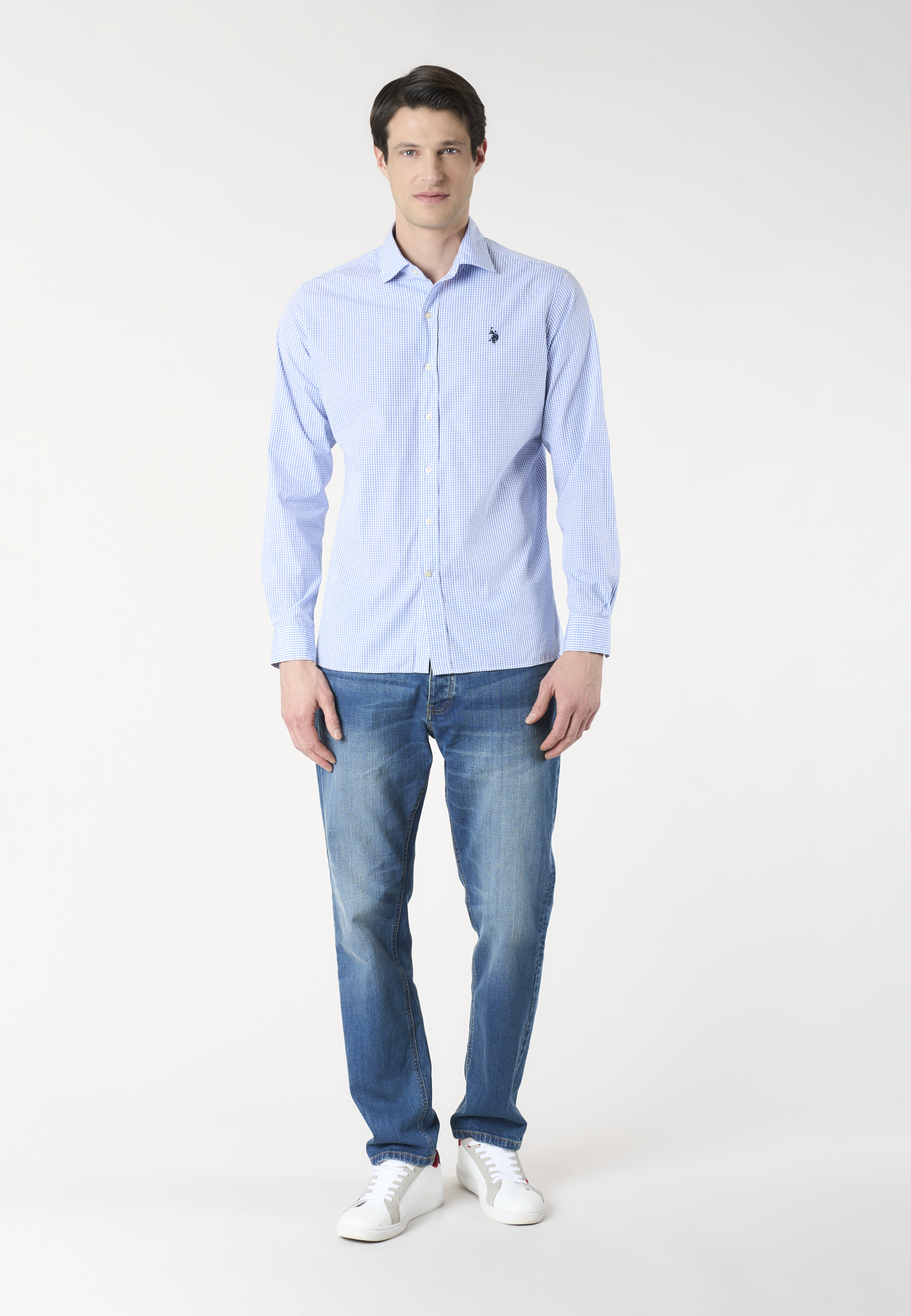 Camicia slim fit a microquadri con logo