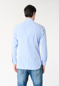 Camicia slim fit a microquadri con logo