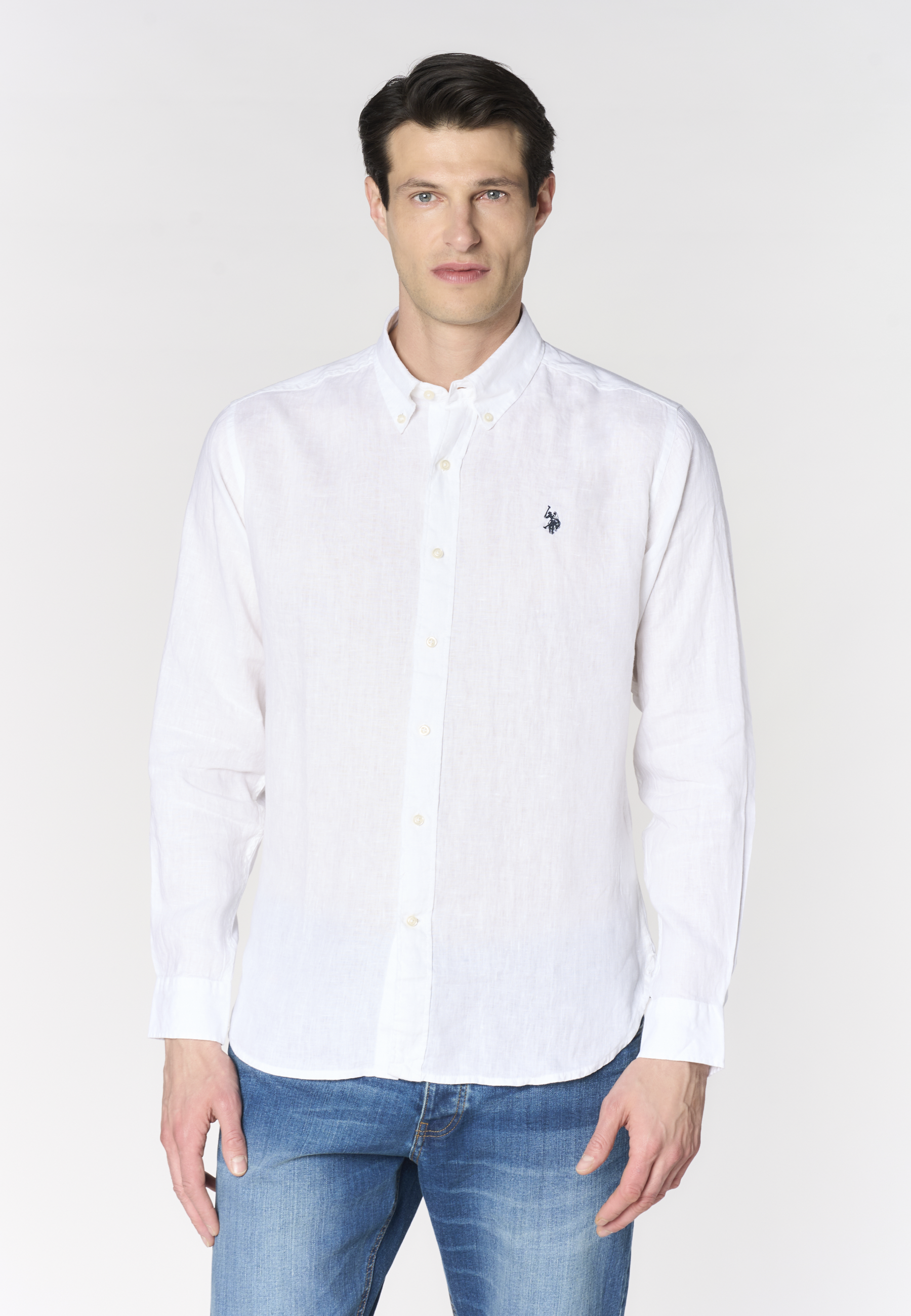Camicia in lino chambray da uomo con colletto button down