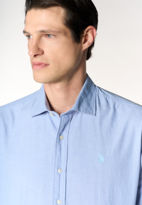 Camicia regular fit in misto cotone e lino con colletto francese
