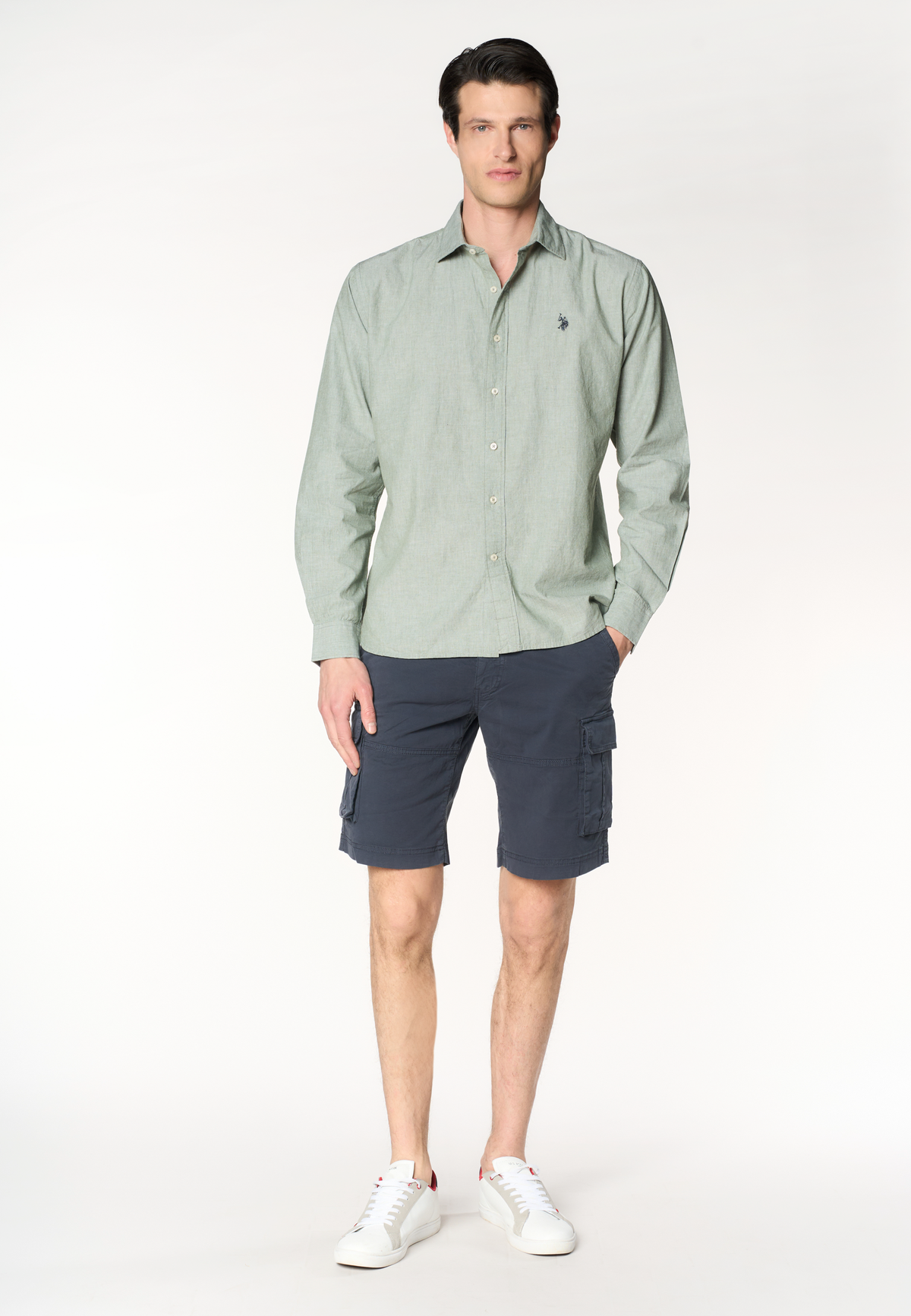 Camicia regular fit in misto cotone e lino con colletto francese