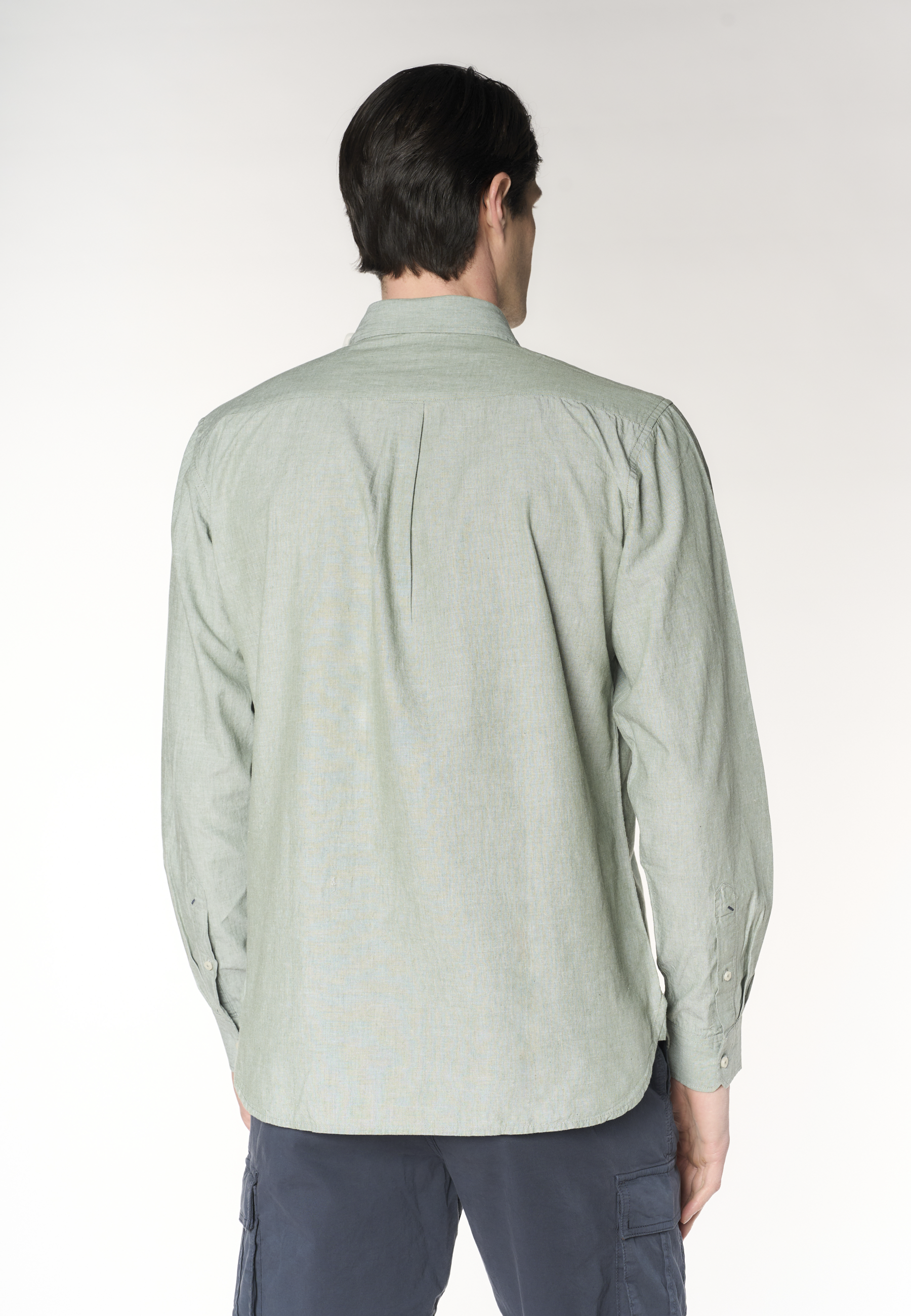 Camicia regular fit in misto cotone e lino con colletto francese