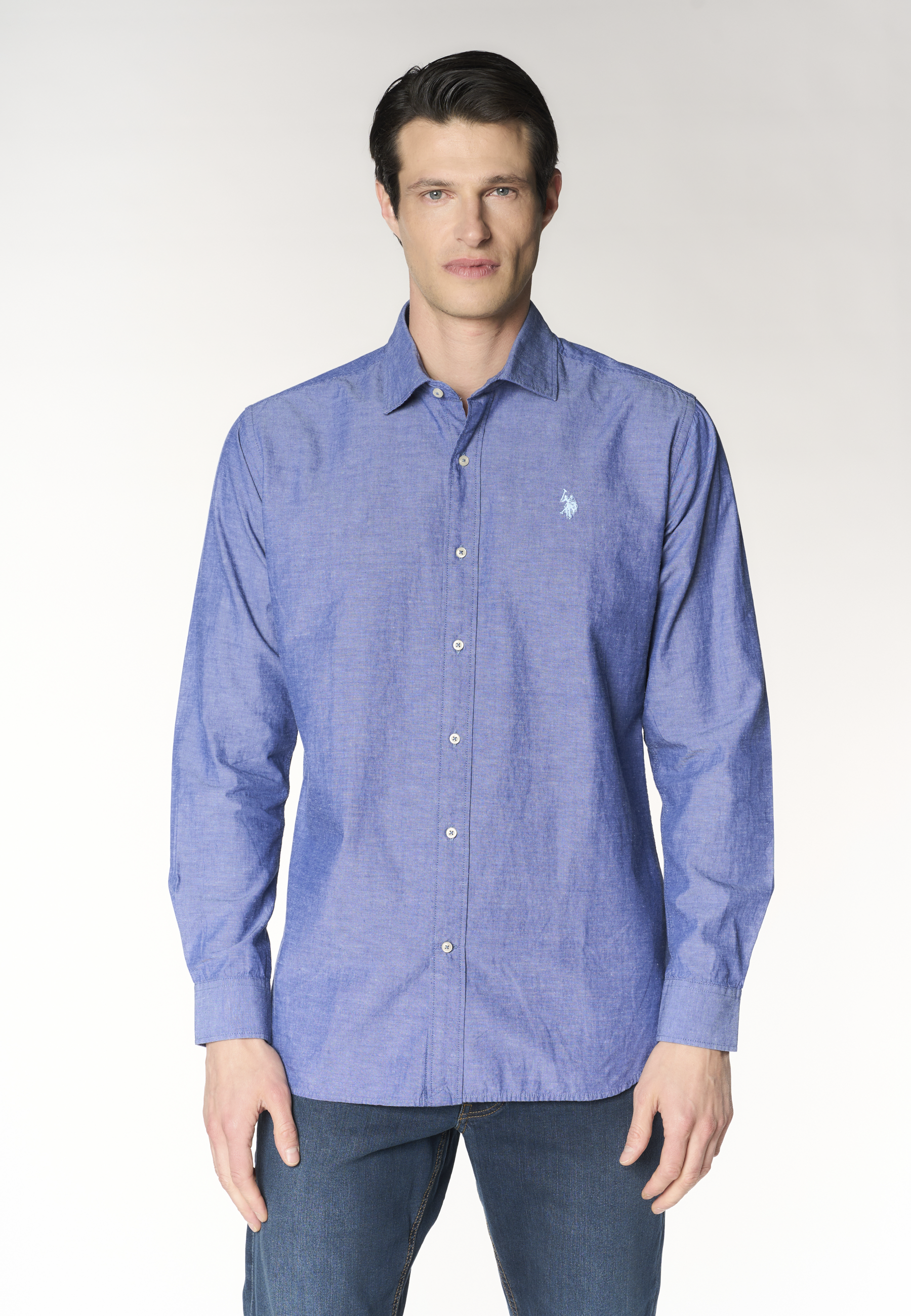 Camicia regular fit in misto cotone e lino con colletto francese