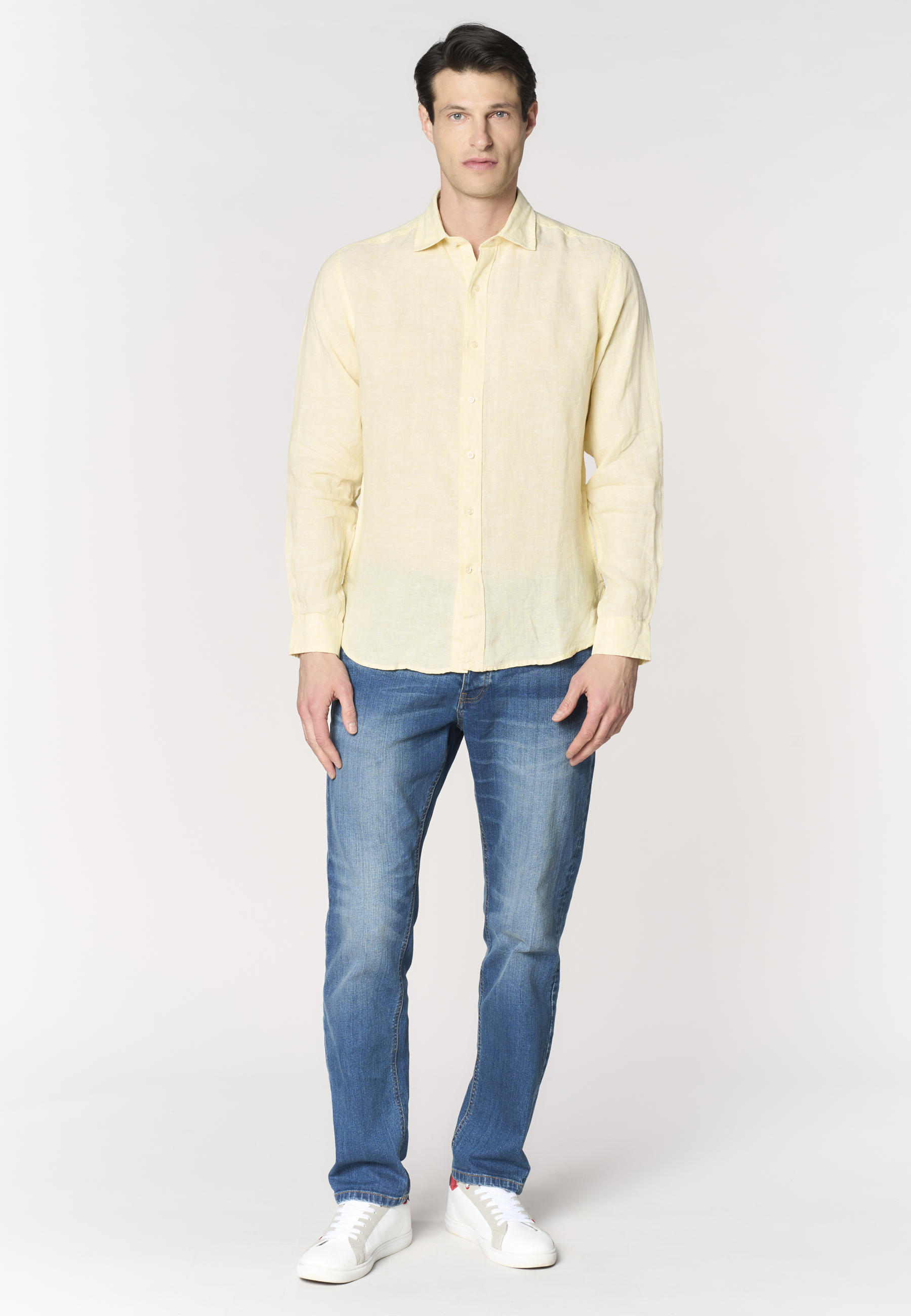 Camicia da uomo slim fit in lino con colletto francese
