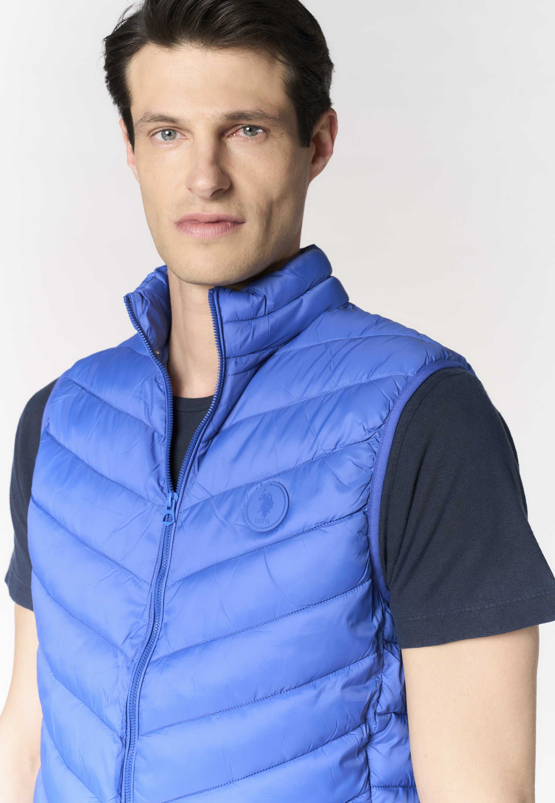 Gilet imbottito da uomo in nylon riciclato ultra leggero