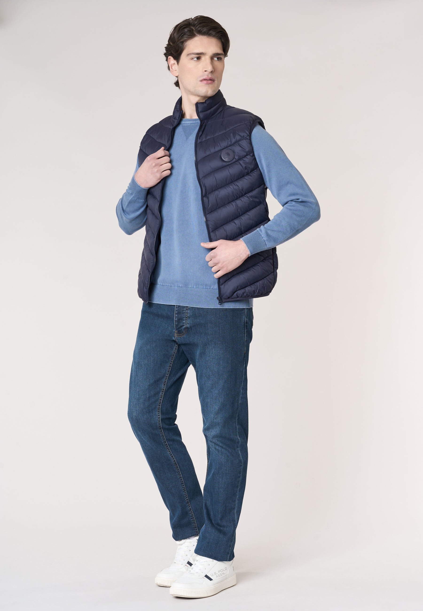 Gilet imbottito da uomo in nylon riciclato ultra leggero