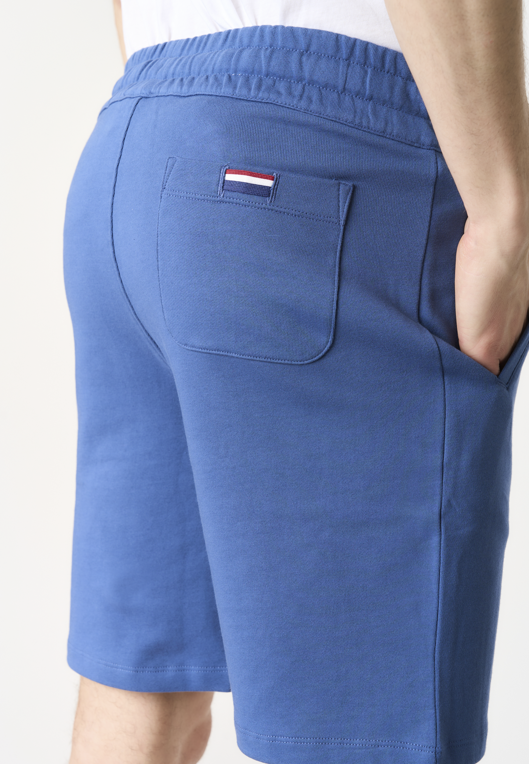 Pantalone corto da uomo in felpa con coulisse regolabile
