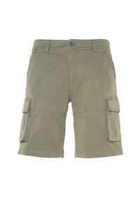 Pantalone corto cargo in cotone con tasche applicate