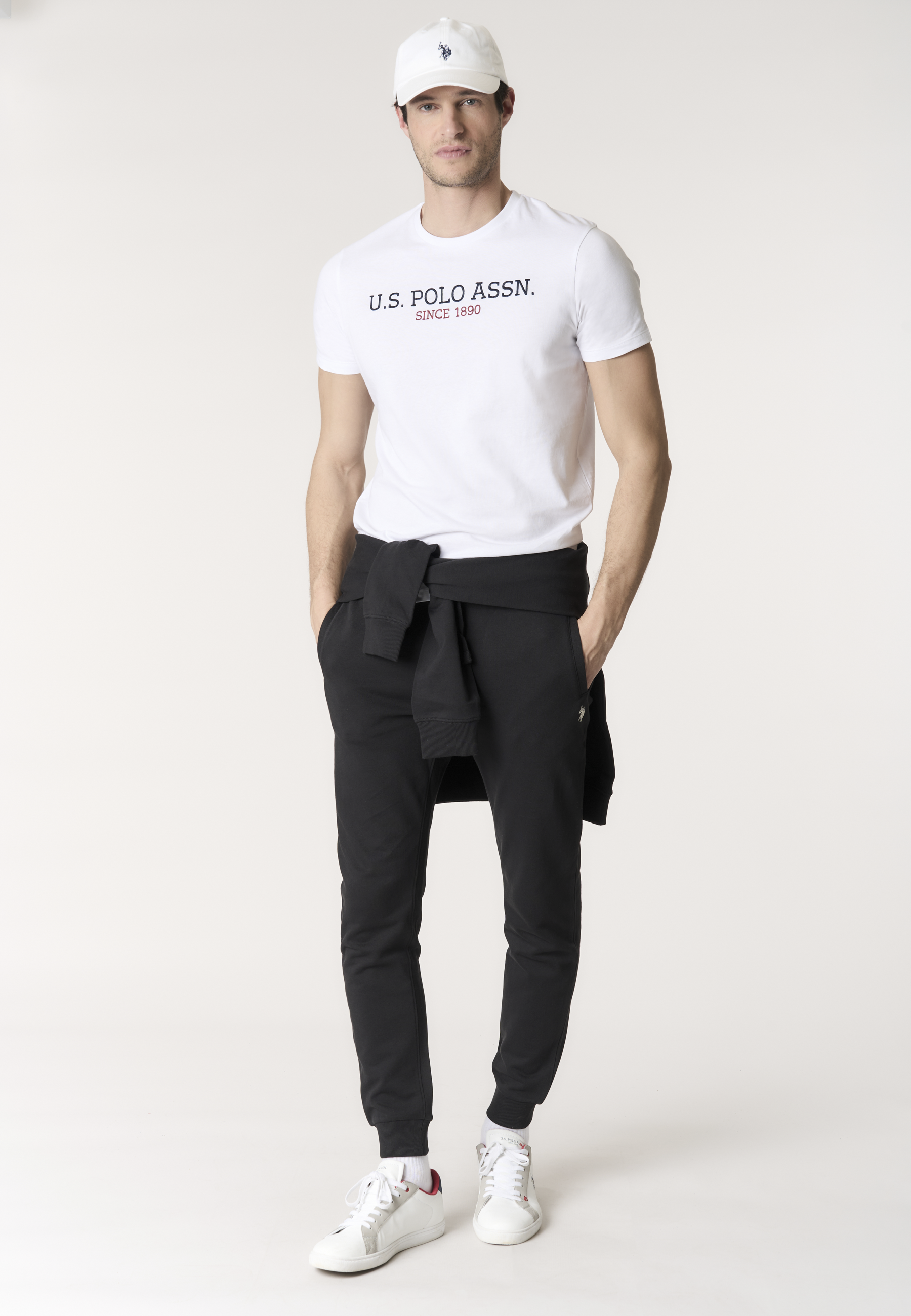 T-shirt a maniche corte in cotone con scritta frontale
