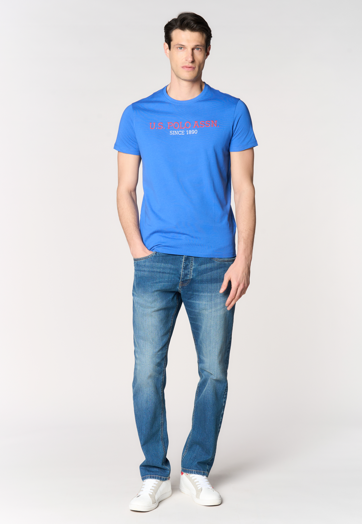 T-shirt a maniche corte in cotone con scritta frontale