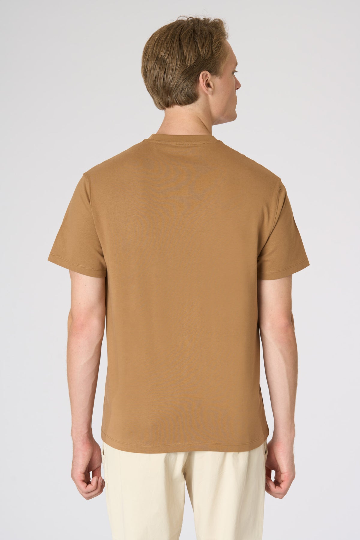 T-shirt girocollo da uomo a maniche corte con logo colorato