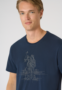 T-shirt da uomo in cotone pigment dyed con stampa frontale.