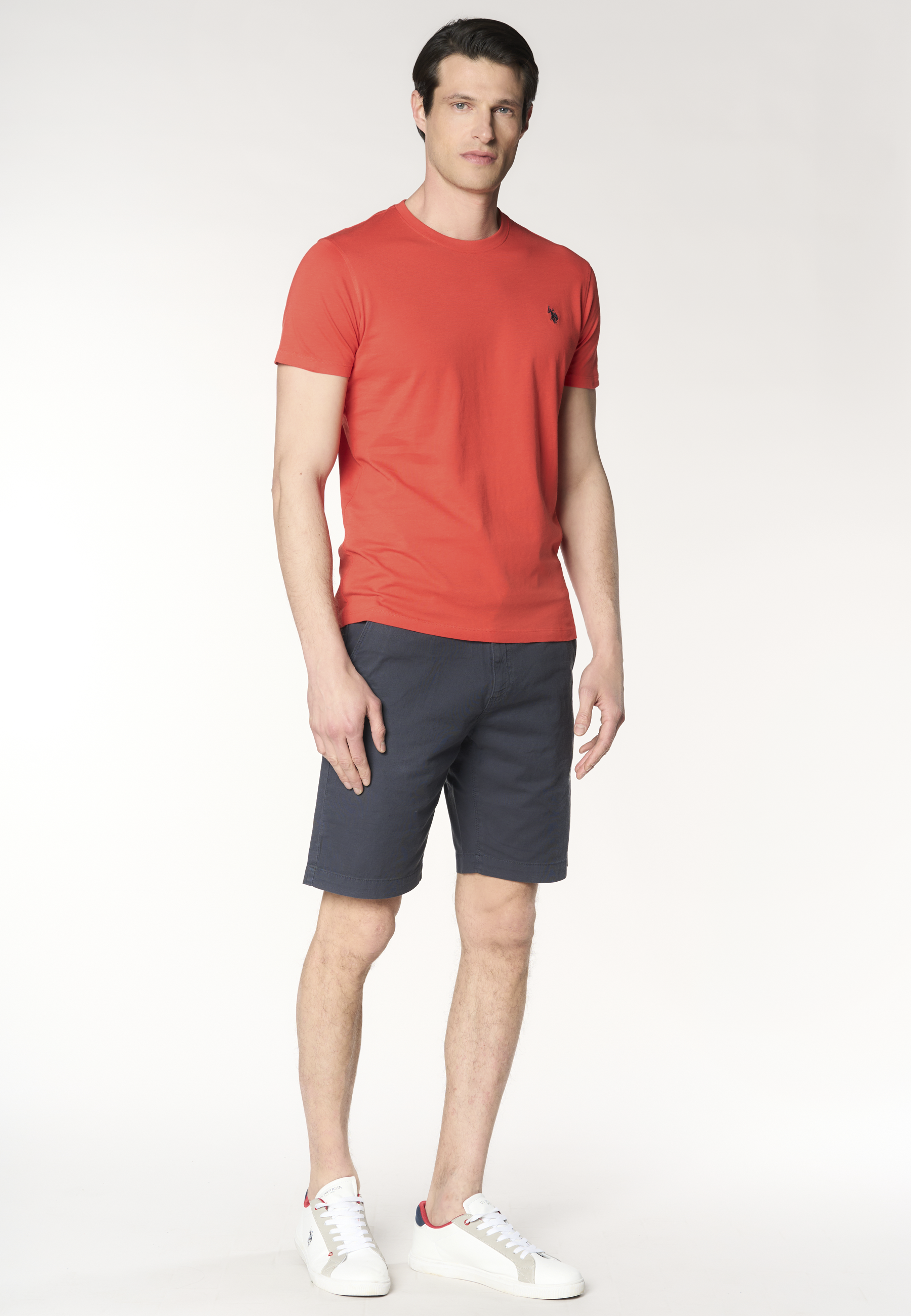 Pantalone corto da uomo in misto cotone e lino