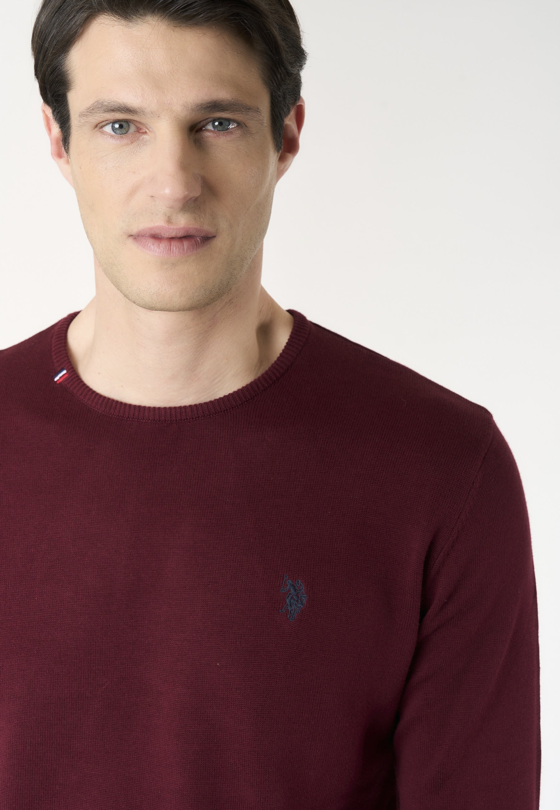 Maglia girocollo in cotone con logo ricamato