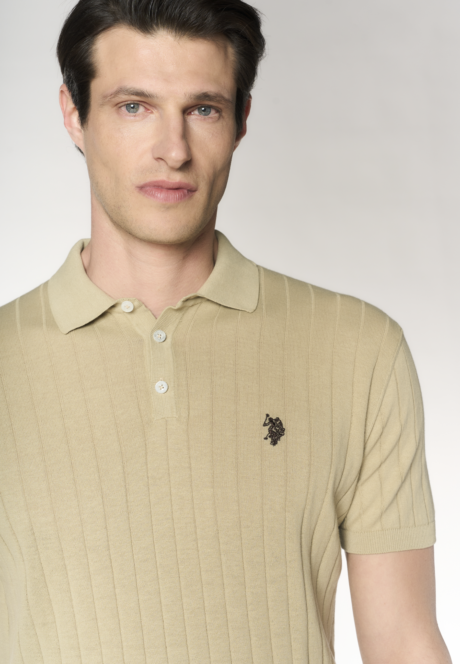 Polo shirt da uomo in maglia di cotone con lavorazione a coste