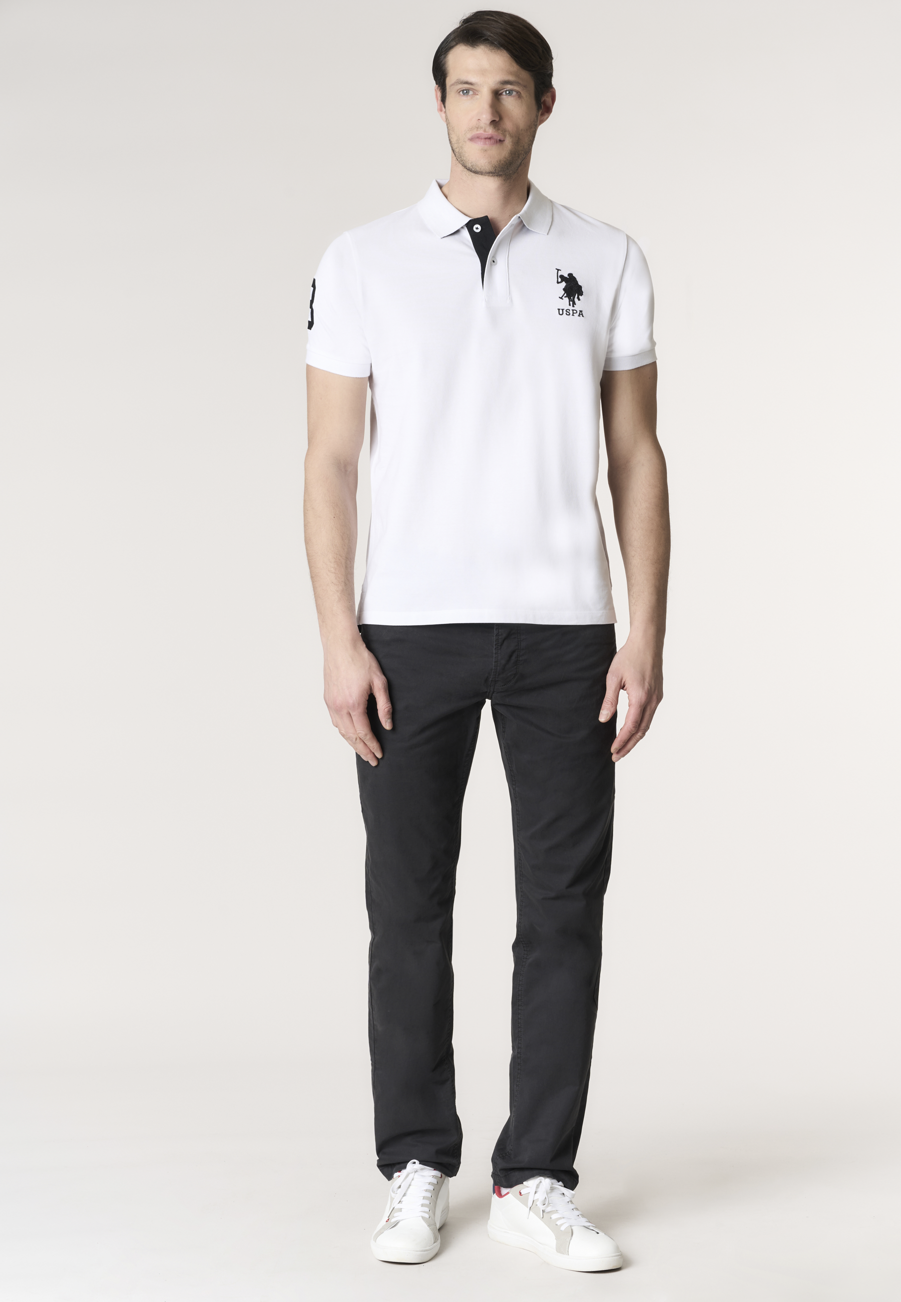 Polo shirt da uomo con logo maxi ricamato e numero
