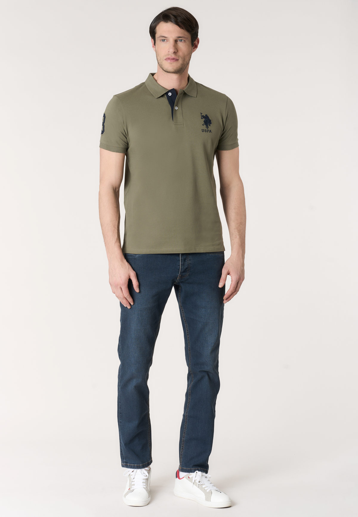 Polo shirt da uomo con logo maxi ricamato e numero