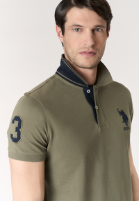 Polo shirt da uomo con logo maxi ricamato e numero
