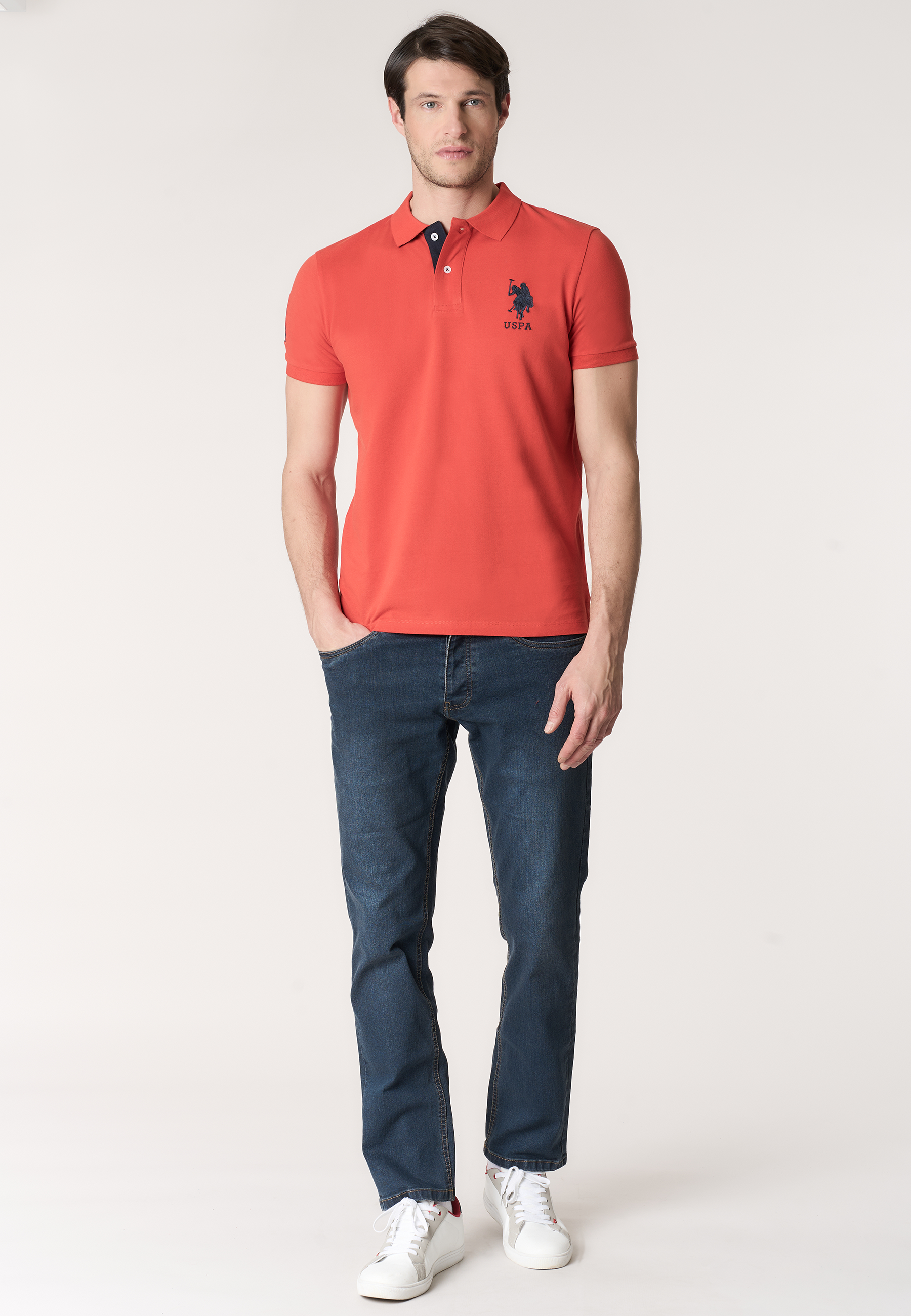 Polo shirt da uomo con logo maxi ricamato e numero