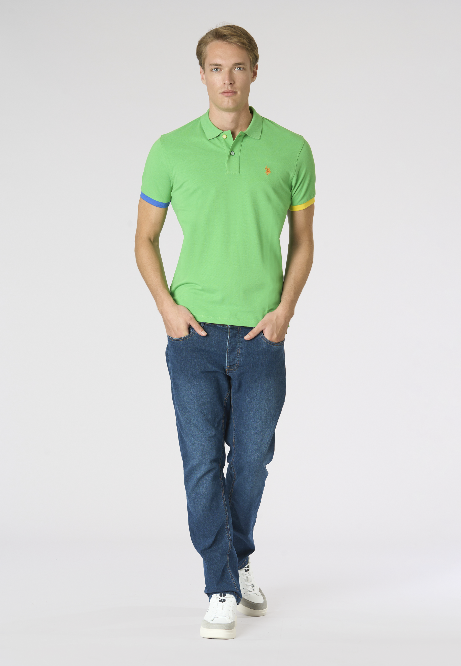 Polo shirt da uomo in cotone piquet con dettagli a contrasto e sottocolletto colorato