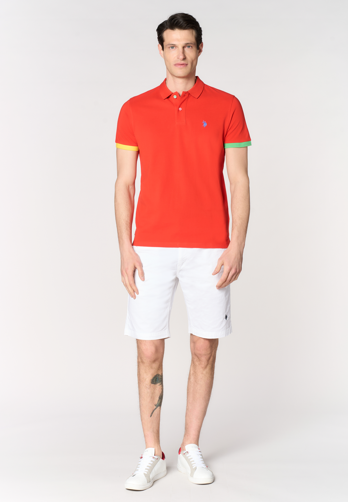 Polo shirt da uomo in cotone piquet con dettagli a contrasto e sottocolletto colorato