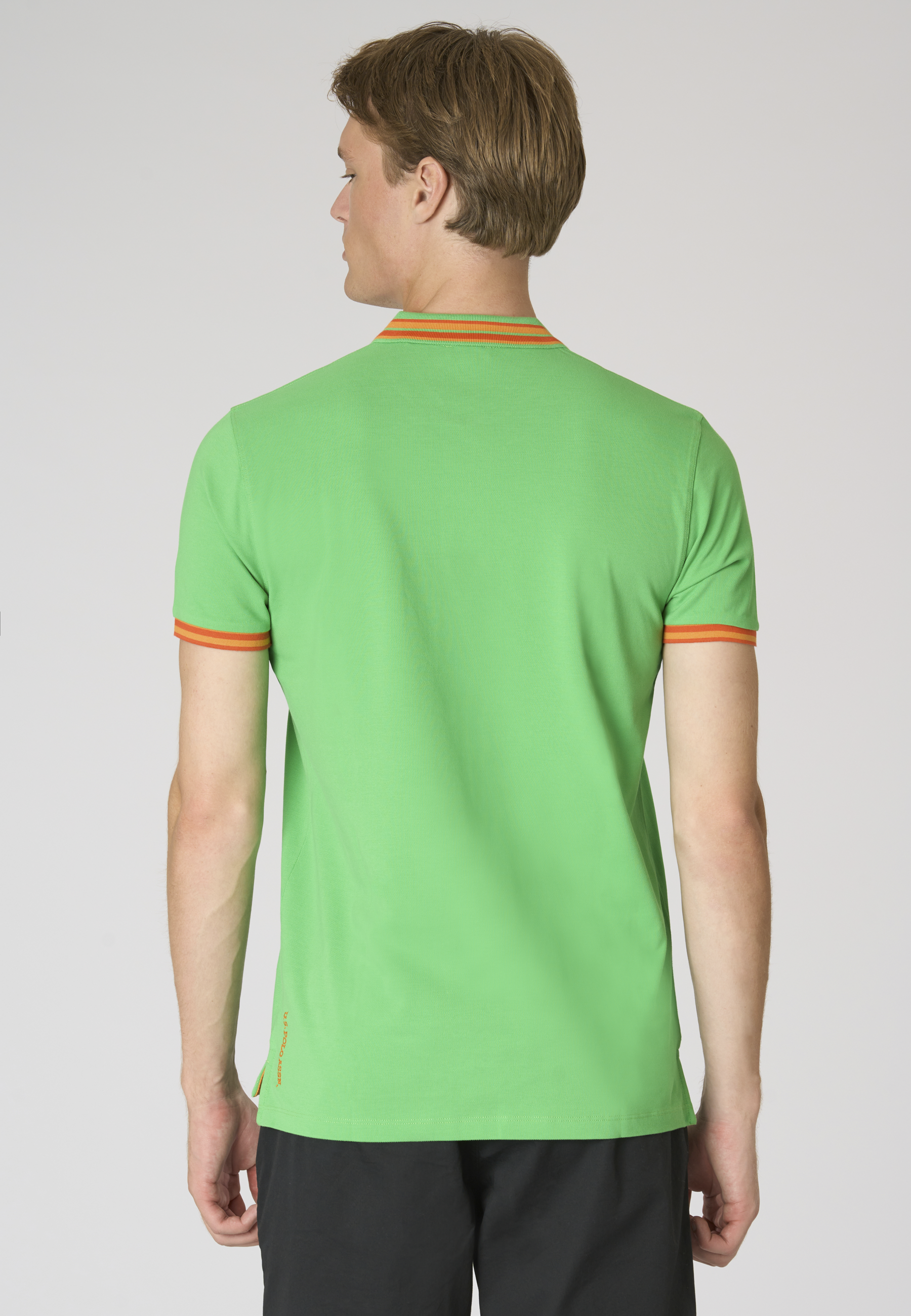 Polo shirt a maniche corte con logo colorato e dettagli a contrasto