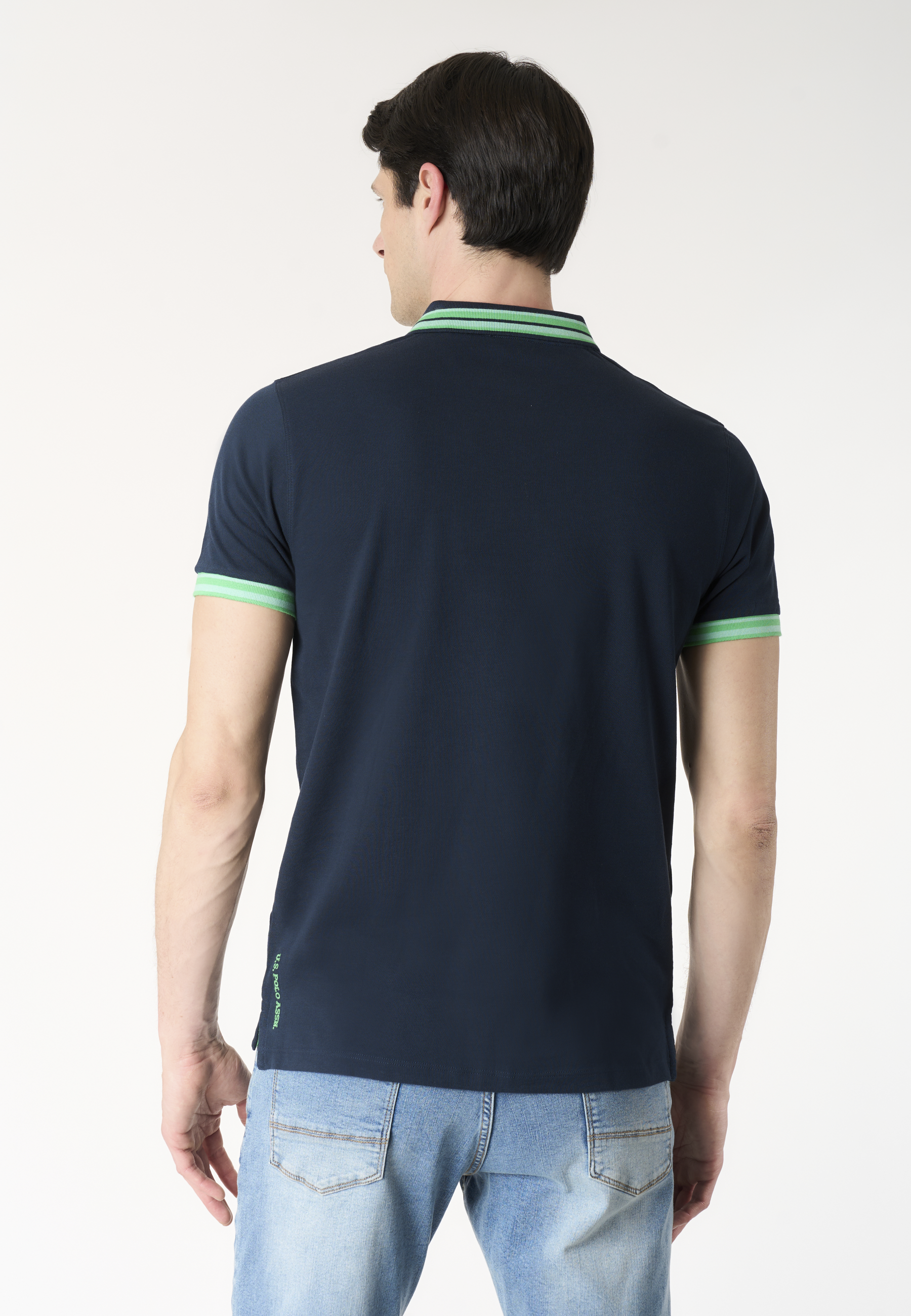 Polo shirt a maniche corte con logo colorato e dettagli a contrasto
