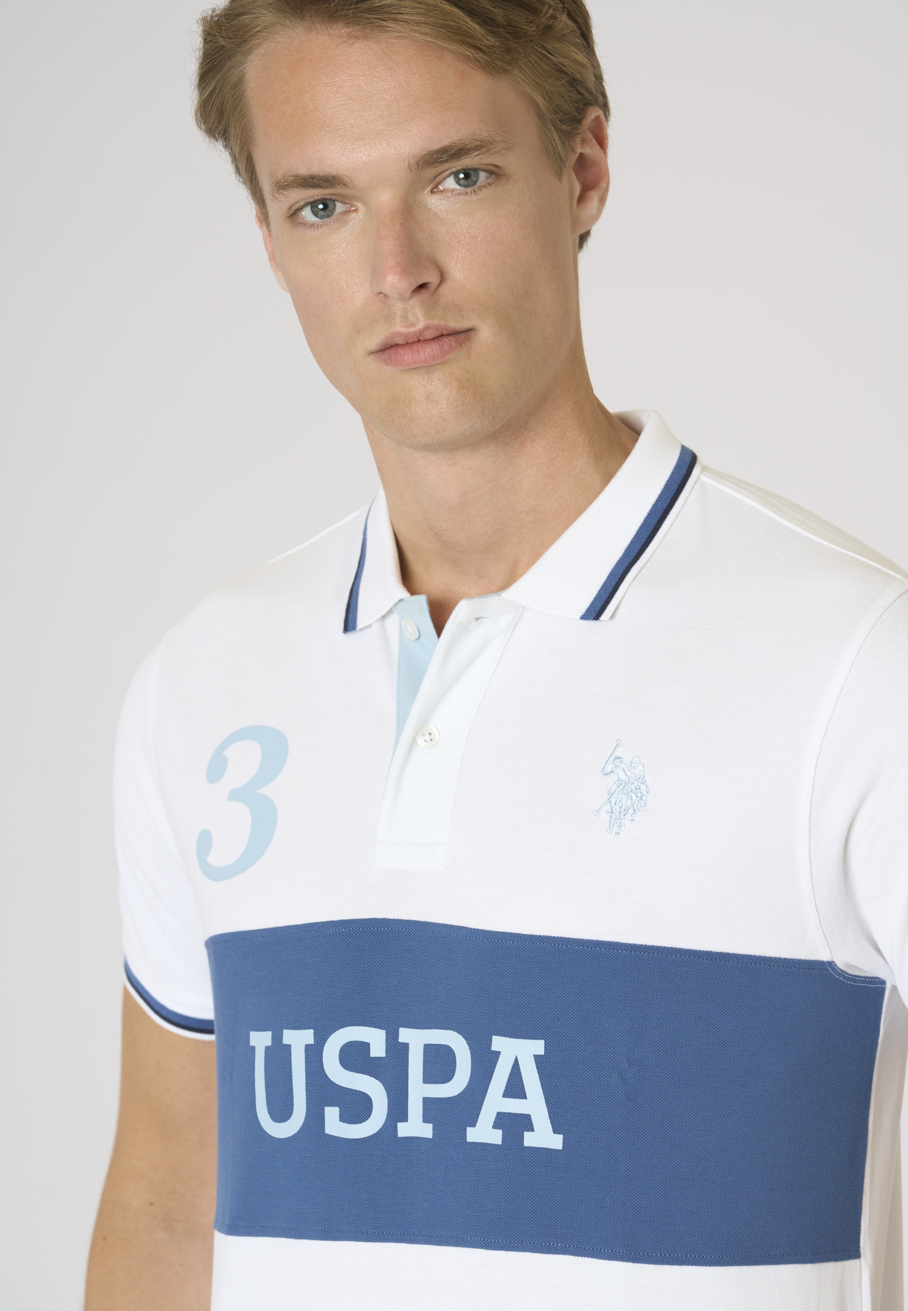 Polo shirt a maniche corte con banda a contrasto e numero