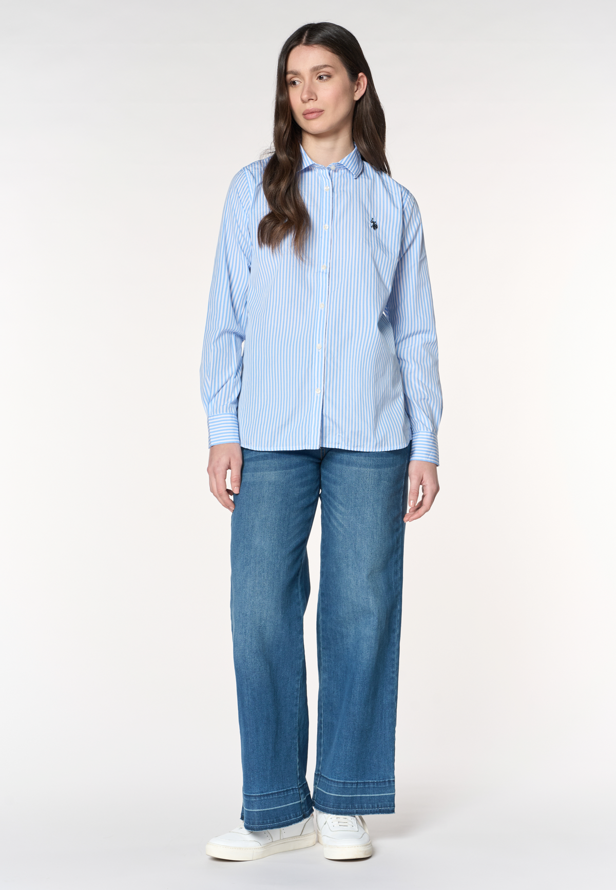 Camicia da donna a righe con colletto classico