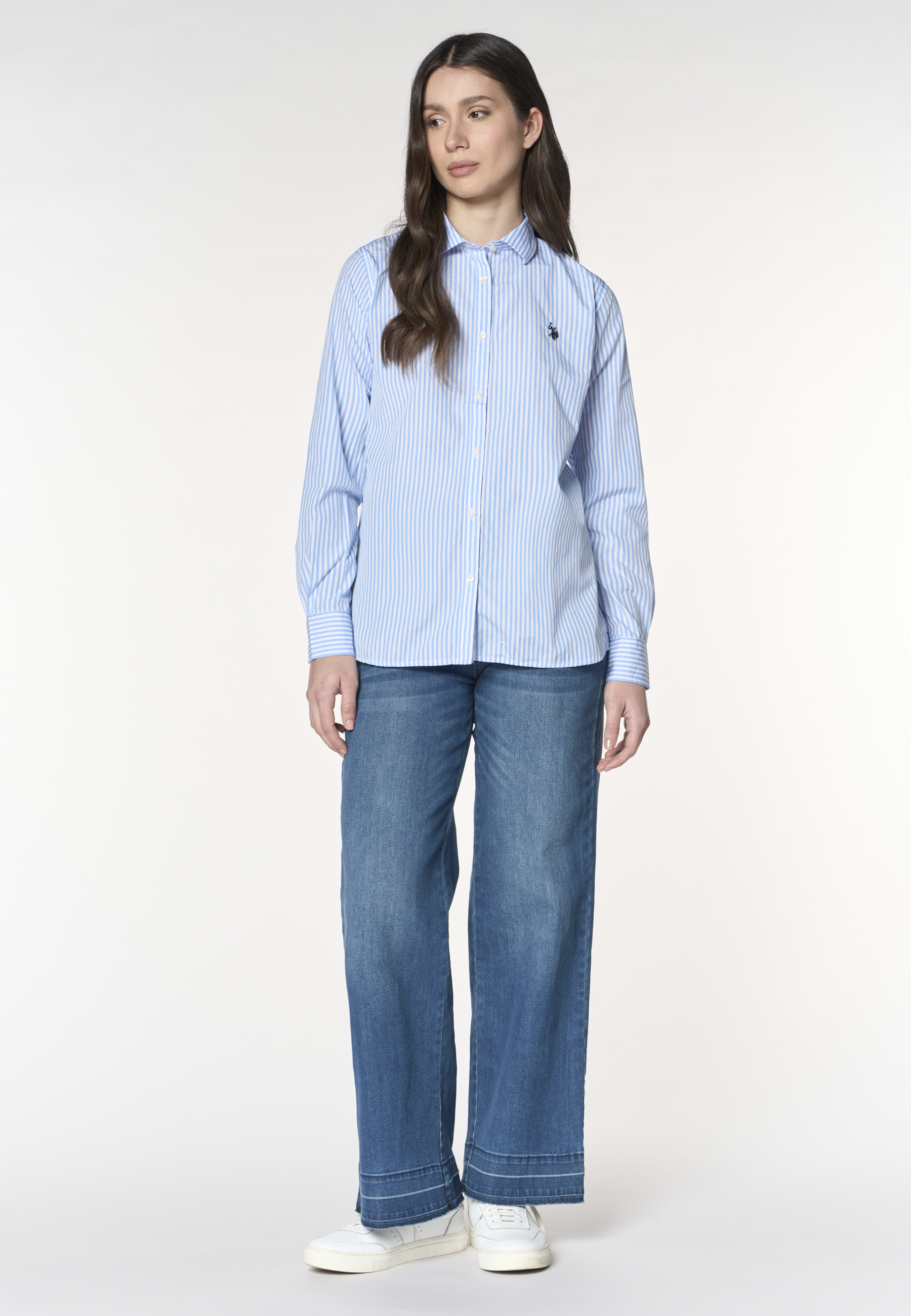 Camicia da donna a righe con colletto classico