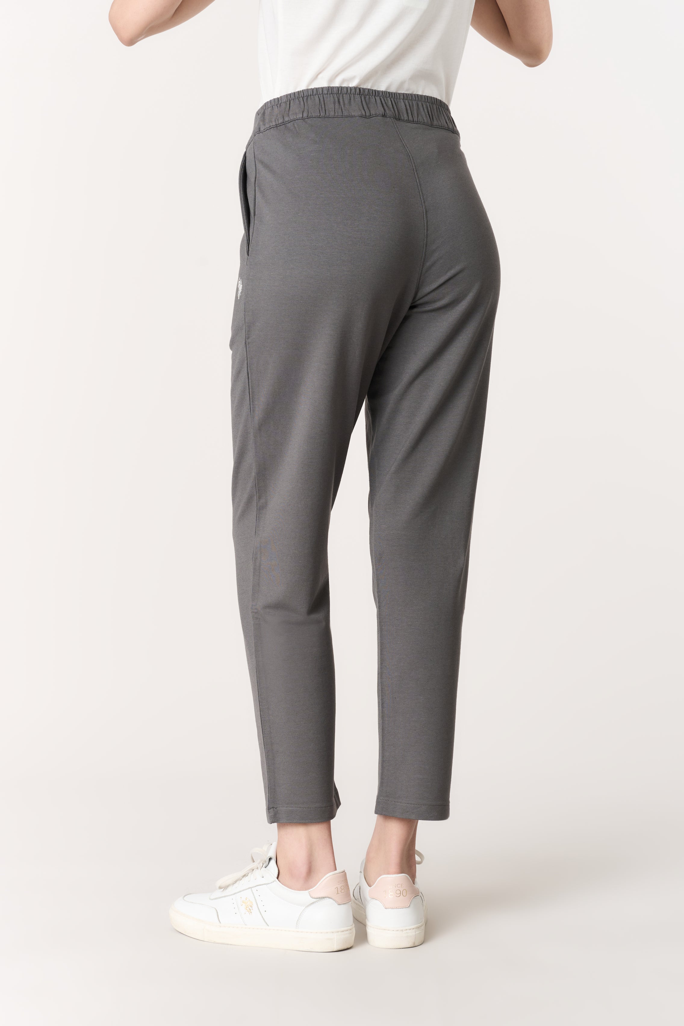 Pantalone da donna in misto cotone e modale con vita elasticizzata