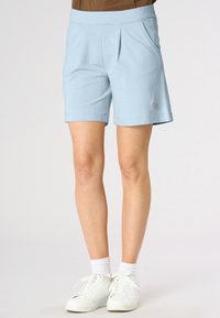 Pantalone corto sportivo da donna con vita elasticizzata e pinces frontali