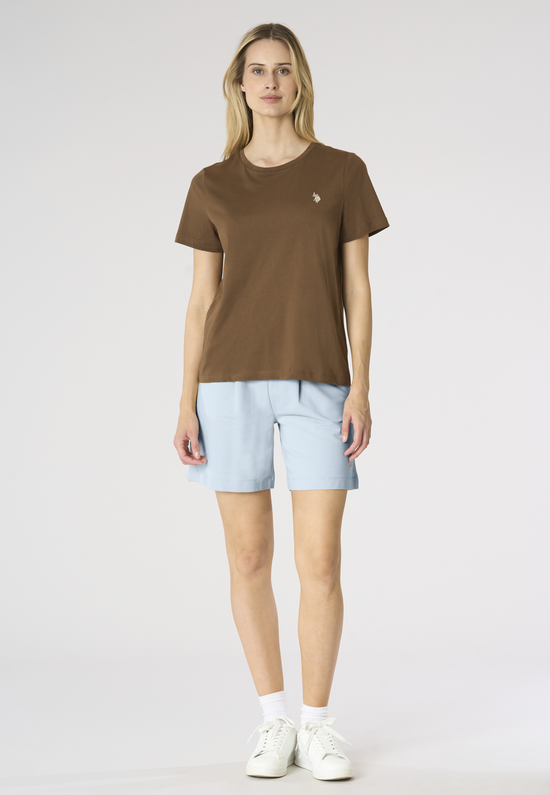 Pantalone corto sportivo da donna con vita elasticizzata e pinces frontali