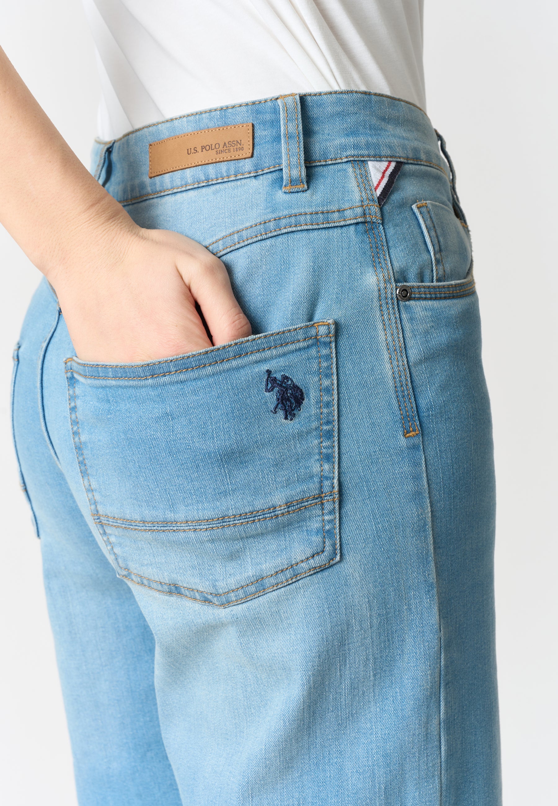 Pantalone denim cinque tasche da donna con gamba ampia