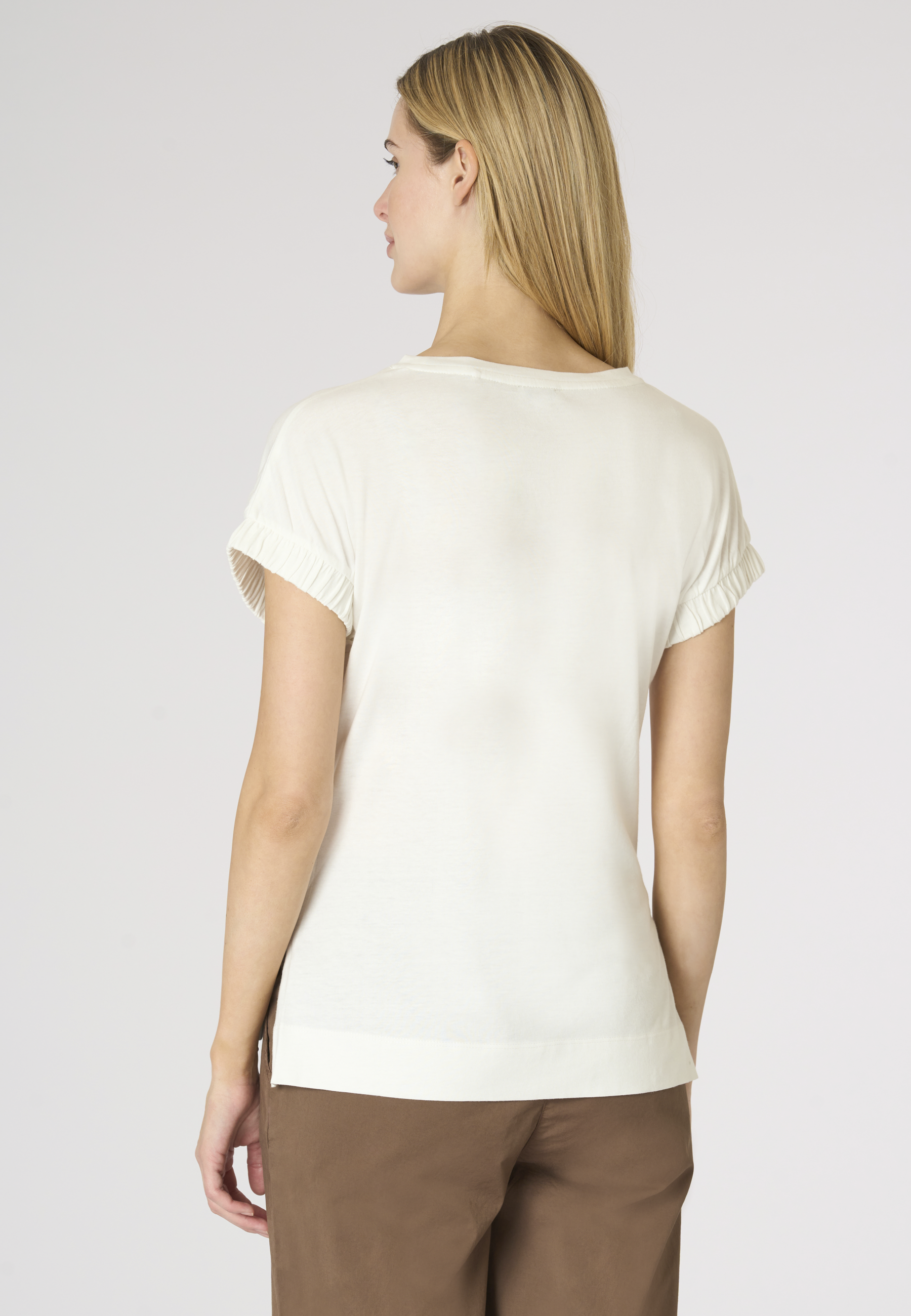 T-shirt da donna in misto cotone e viscosa con maniche arricciate