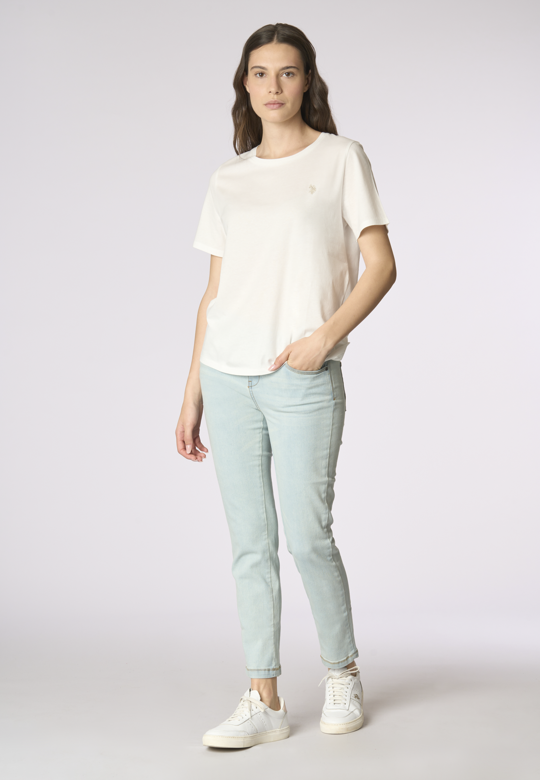 T-shirt donna in cotone light jersey con logo ricamato