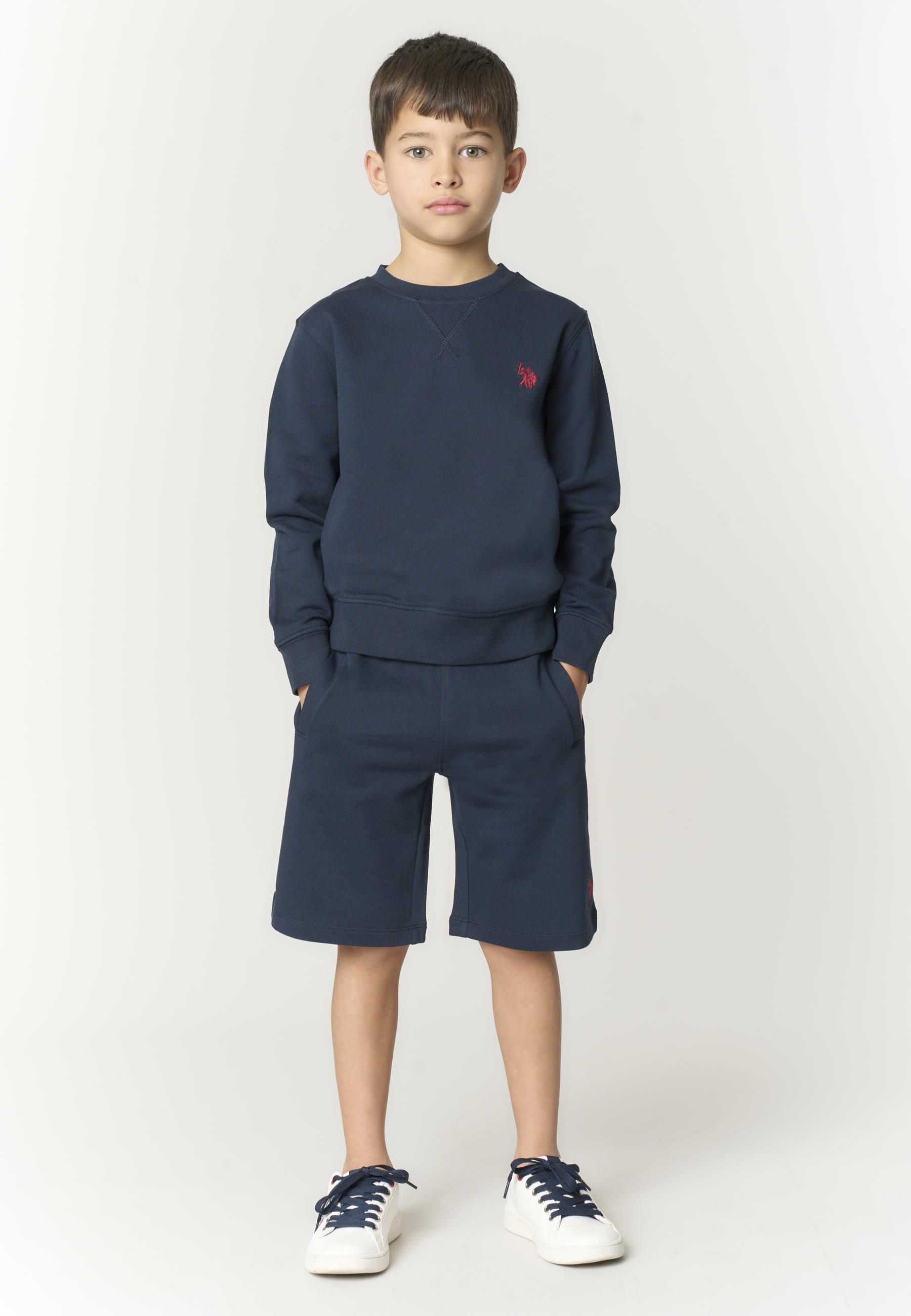 Pantalone corto sportivo da bambino con vita elasticizzata e tasche laterali