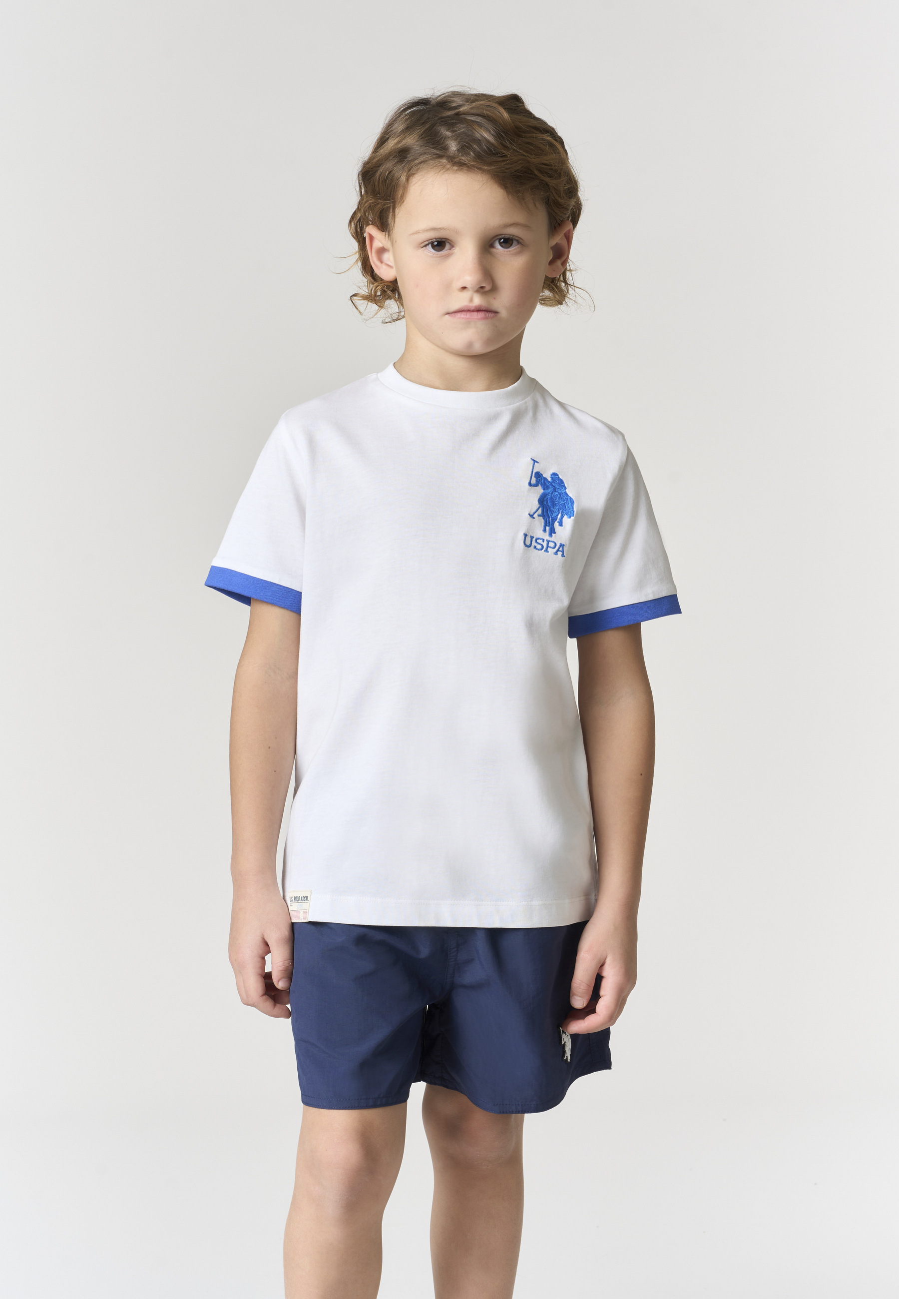 T-shirt da bambino con dettagli sulle maniche e logo ricamato