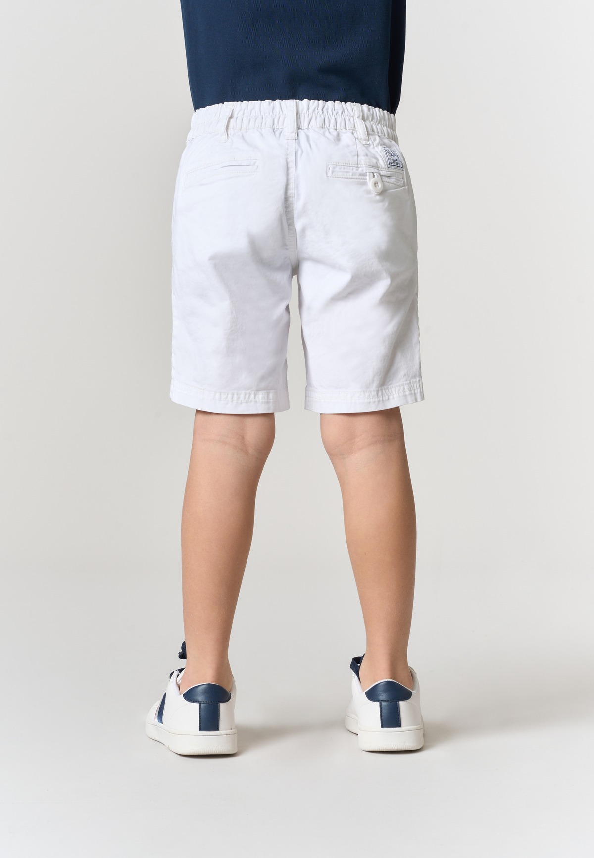 Pantalone corto chino in cotone da bambino con vita elasticizzata