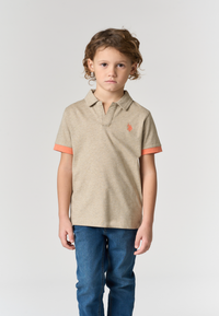 Polo shirt da bambino con scollo a V e dettagli a contrasto