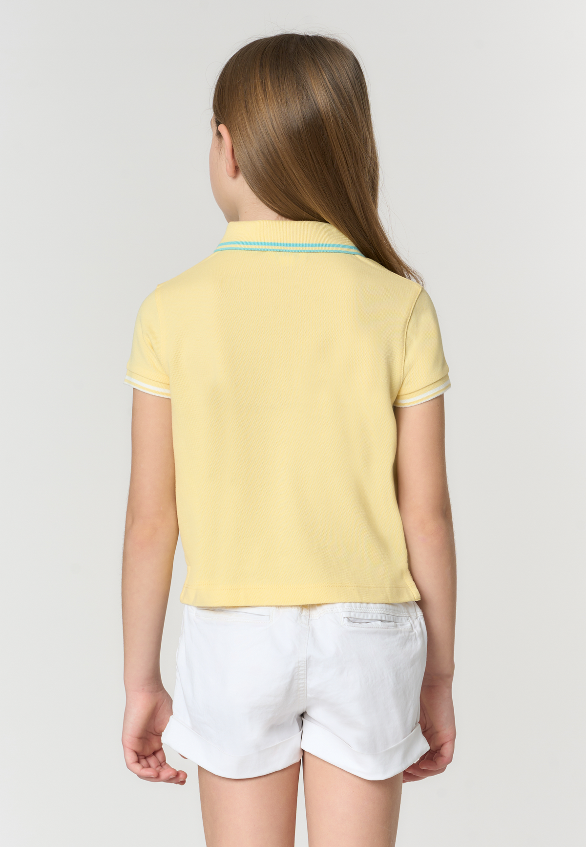 Polo shirt da bambina con logo ricamato e profili a contrasto