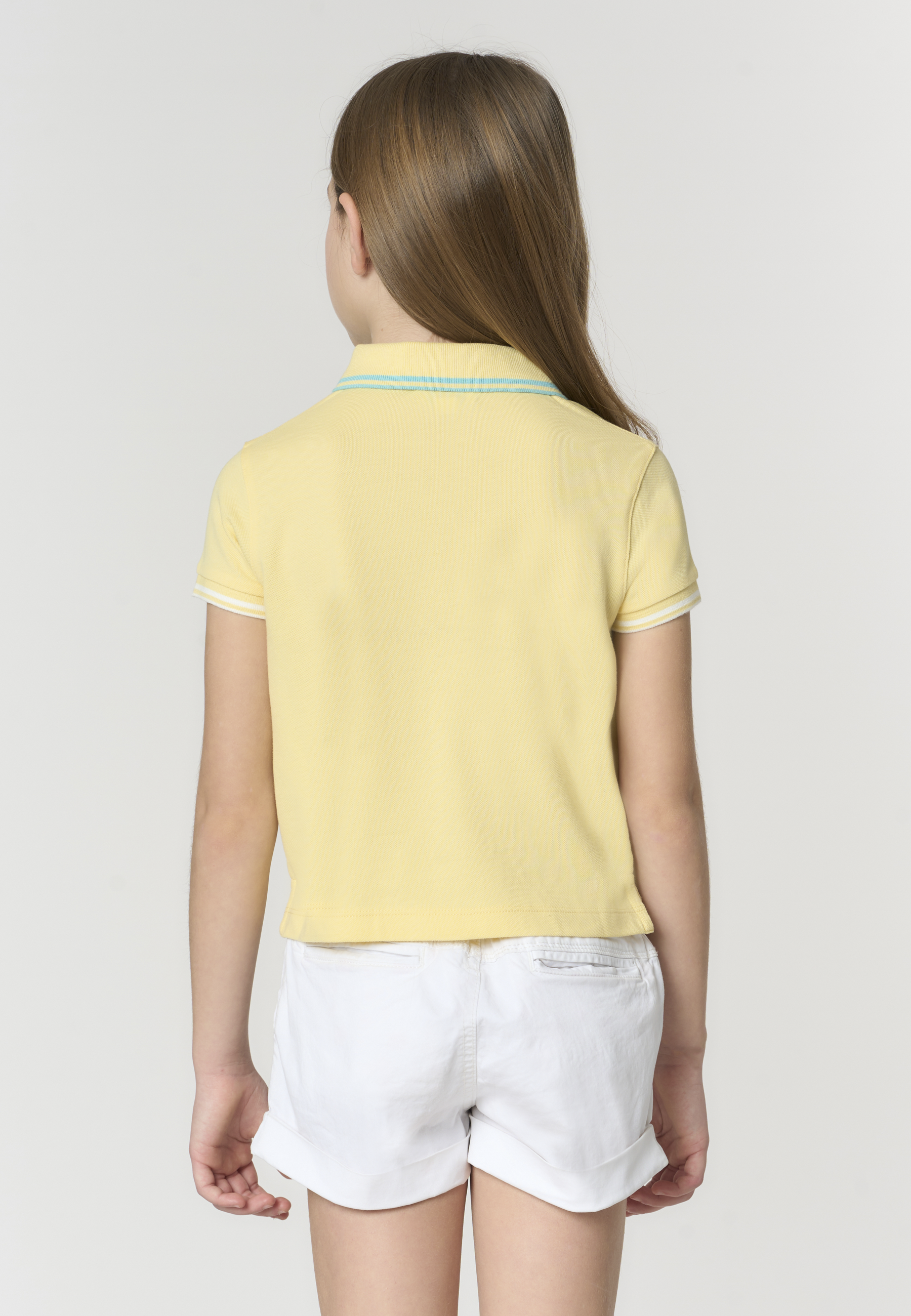 Polo shirt da bambina con logo ricamato e profili a contrasto