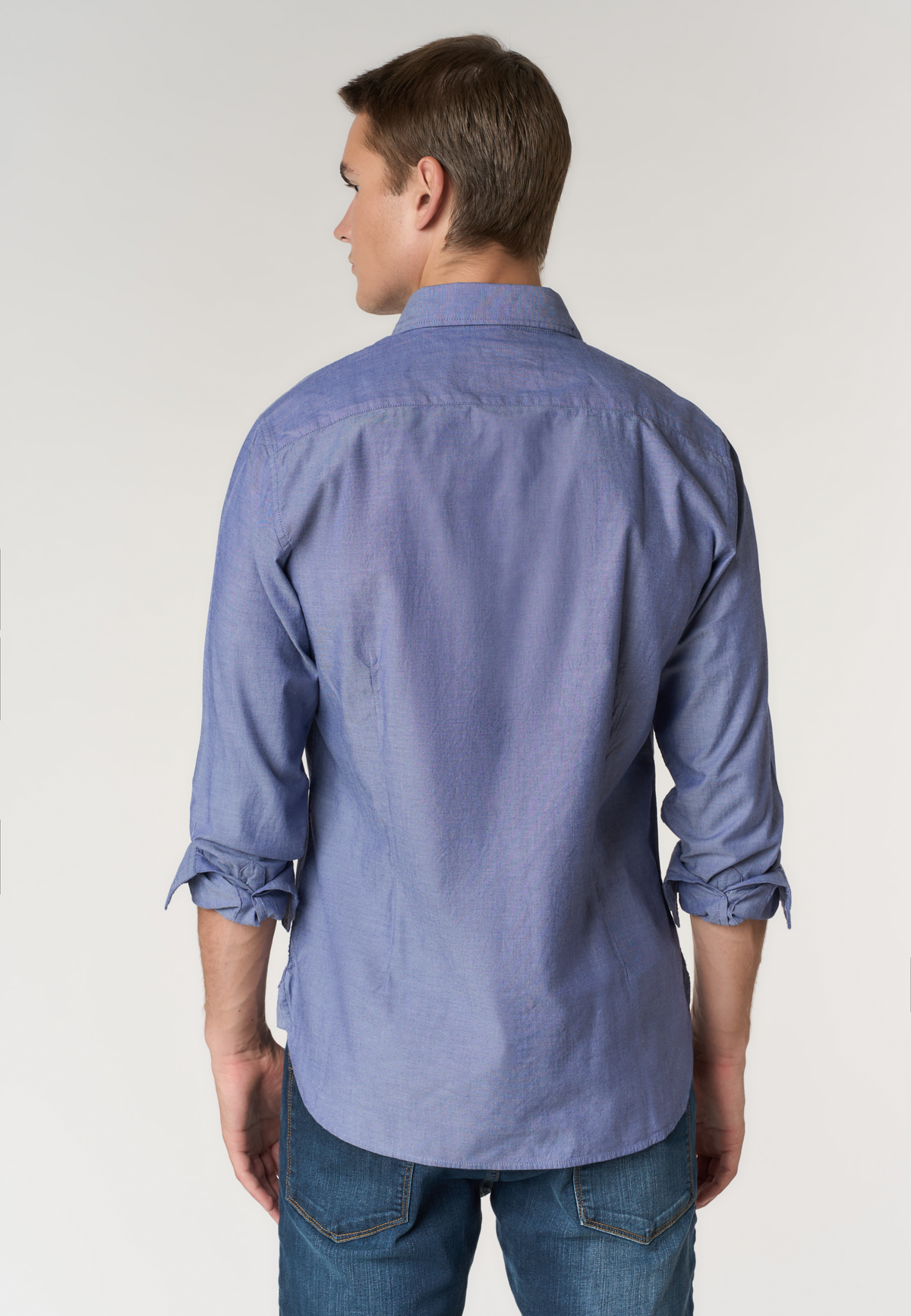 Camicia slim fit in cotone oxford con colletto classico