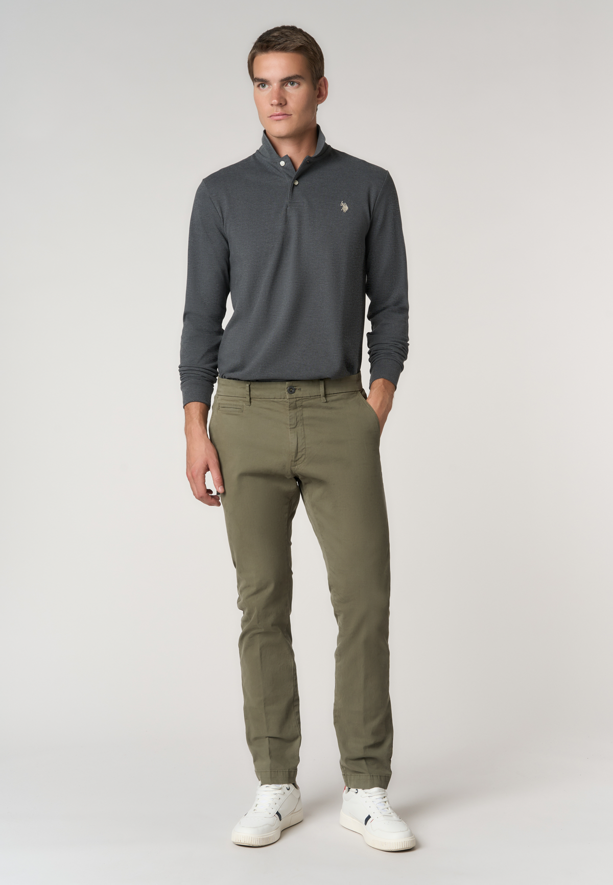 Pantaloni chino da uomo in cotone gabardine