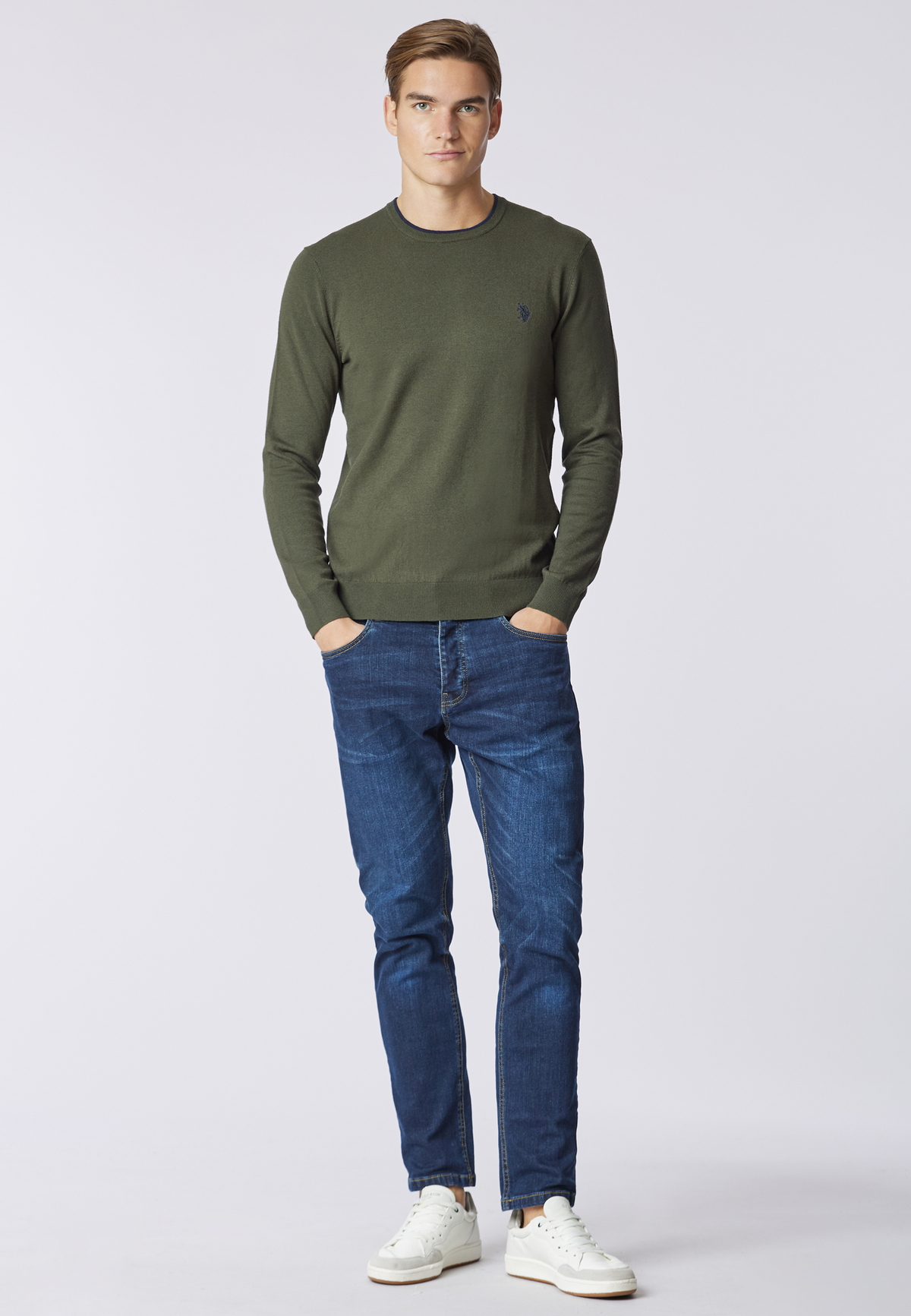 Maglia girocollo in misto lana e viscosa