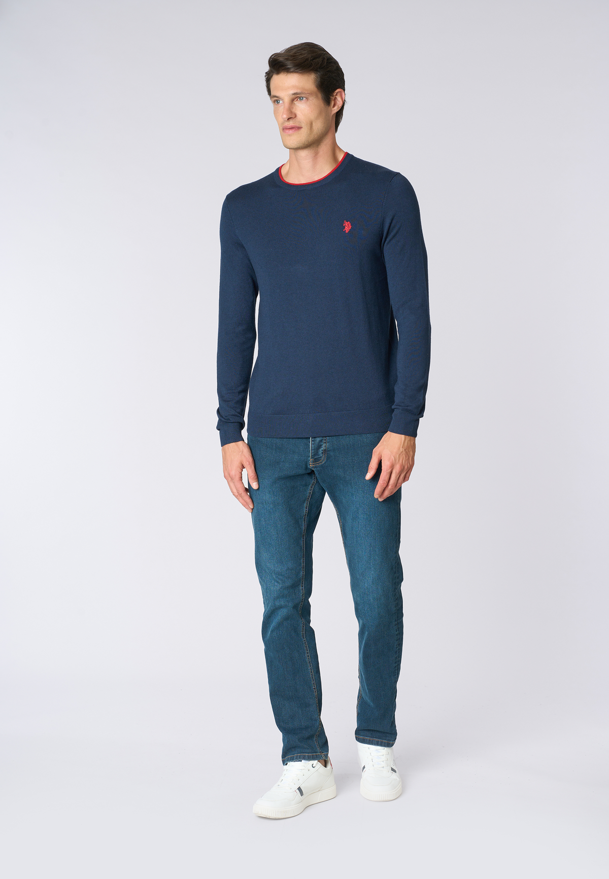 Maglia girocollo in misto lana e viscosa