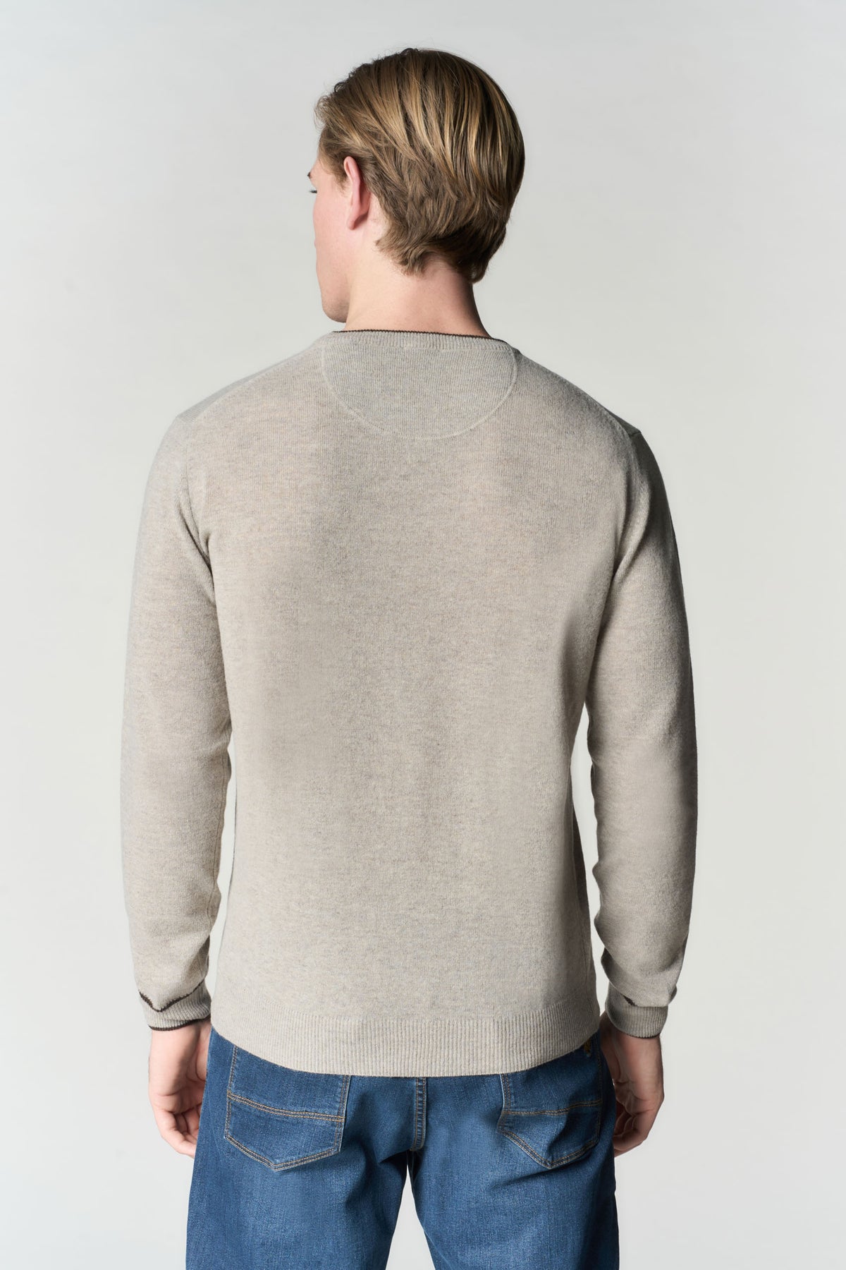 Maglia girocollo in lana merino riciclata