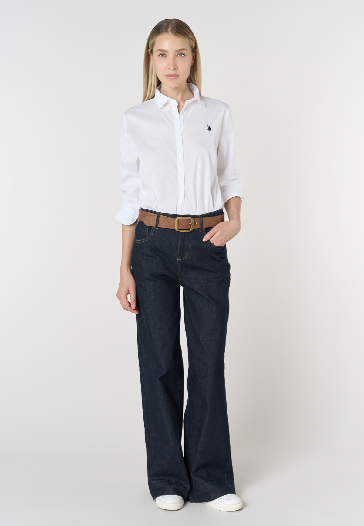 Camicia slim fit con ricamo