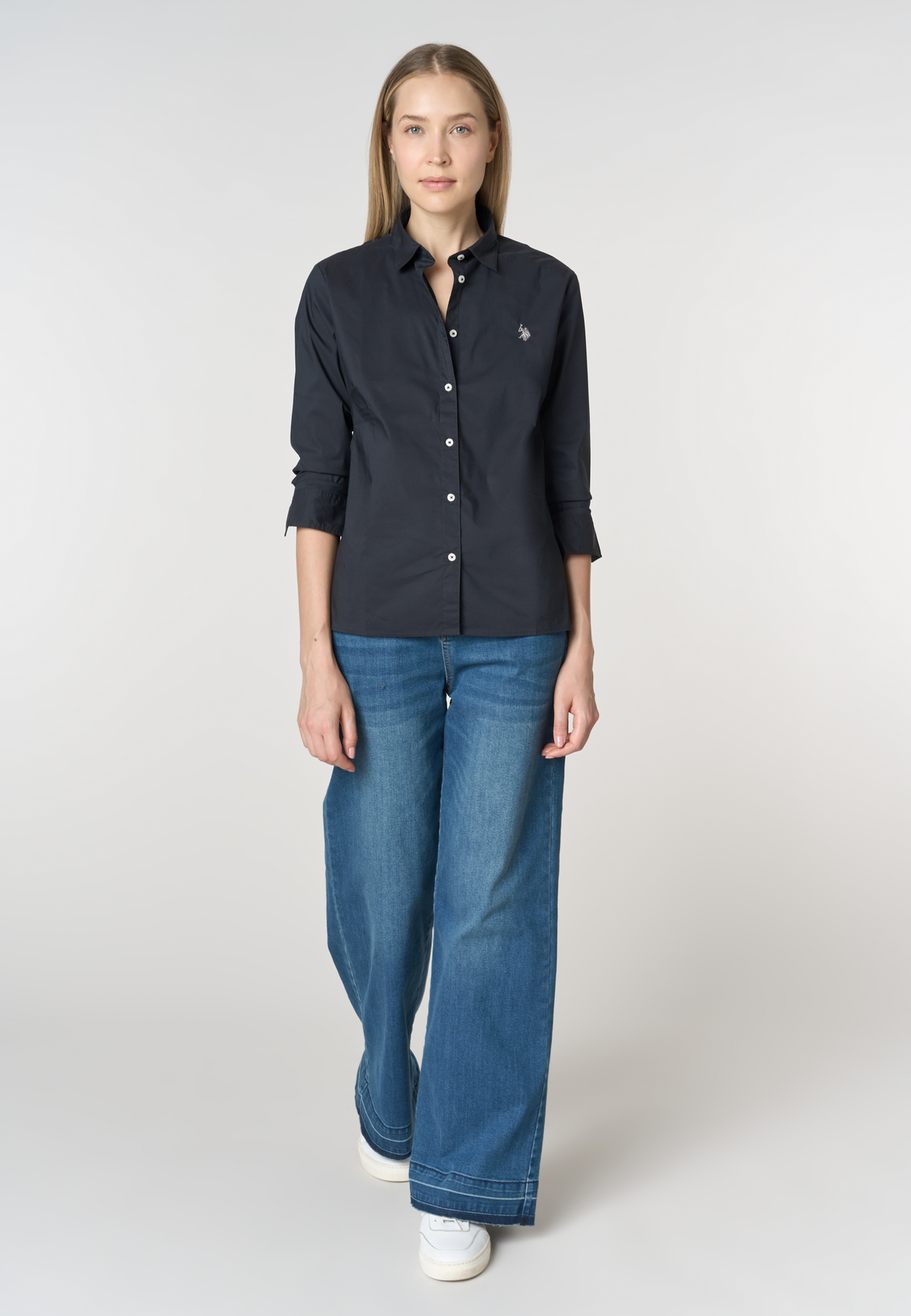 Camicia slim fit da donna con ricamo