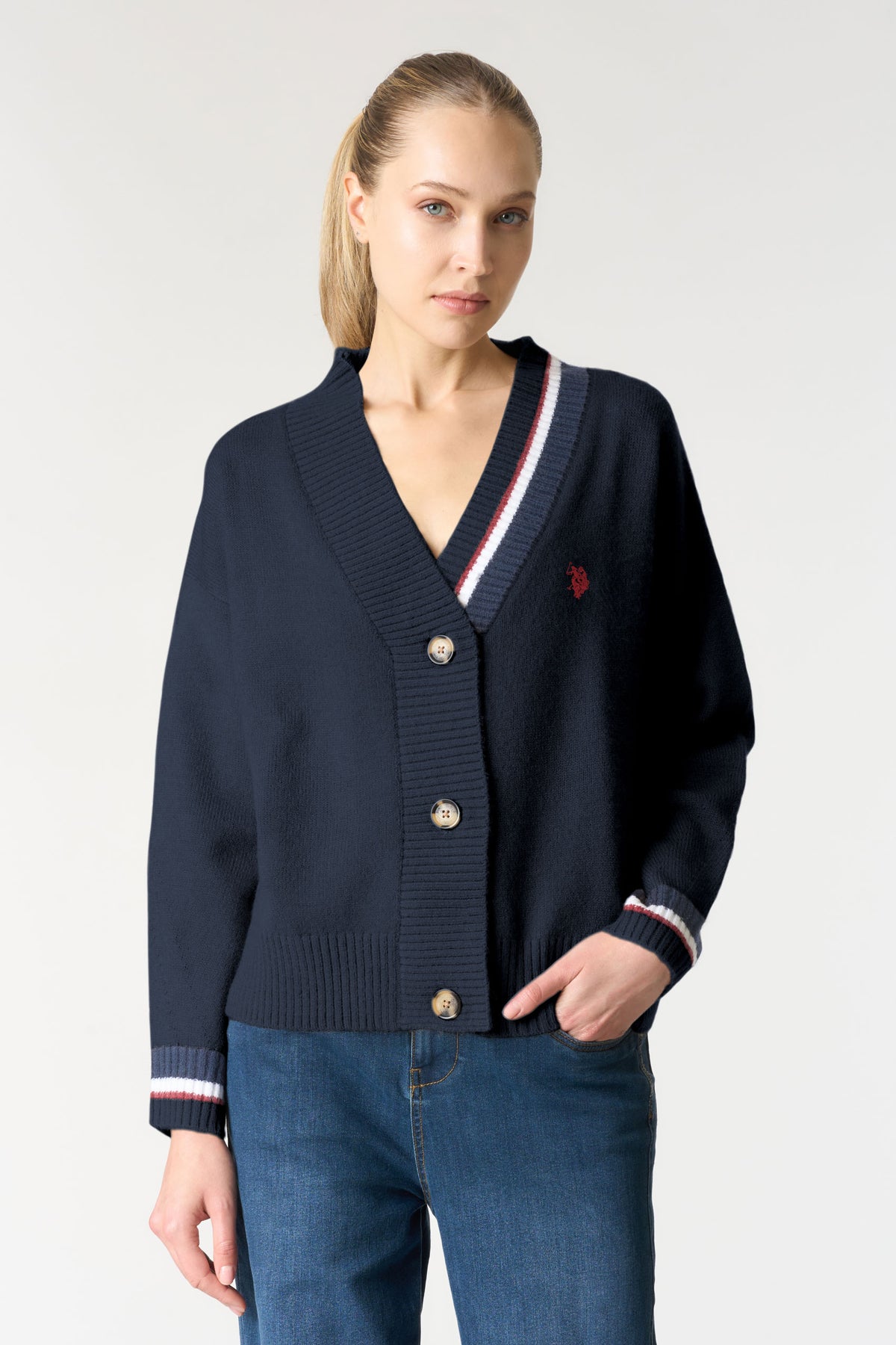 Cardigan con scollo a V e chiusura a bottoni